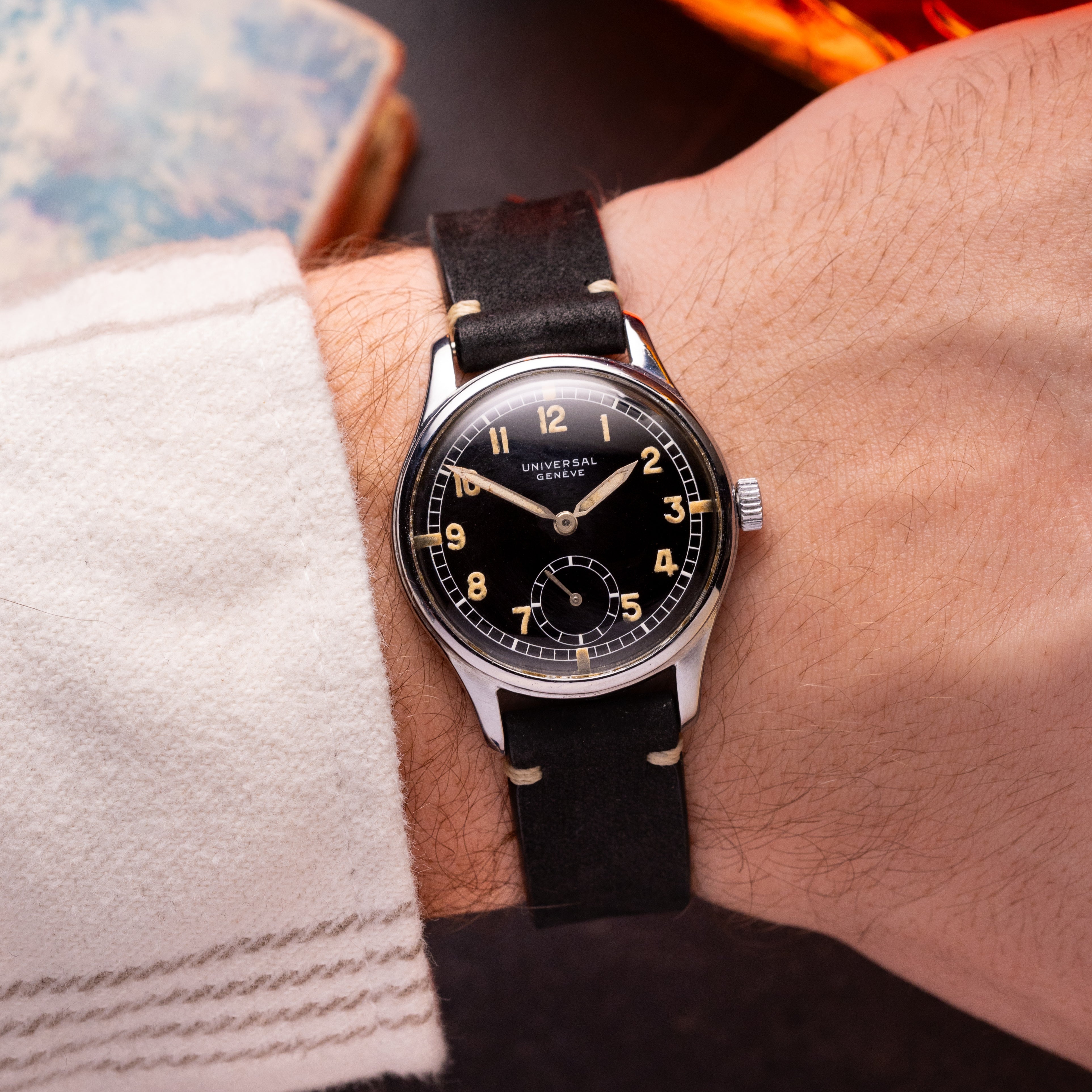 Vintage "Universal Geneve", Rare WW2 watch - VintageDuMarko