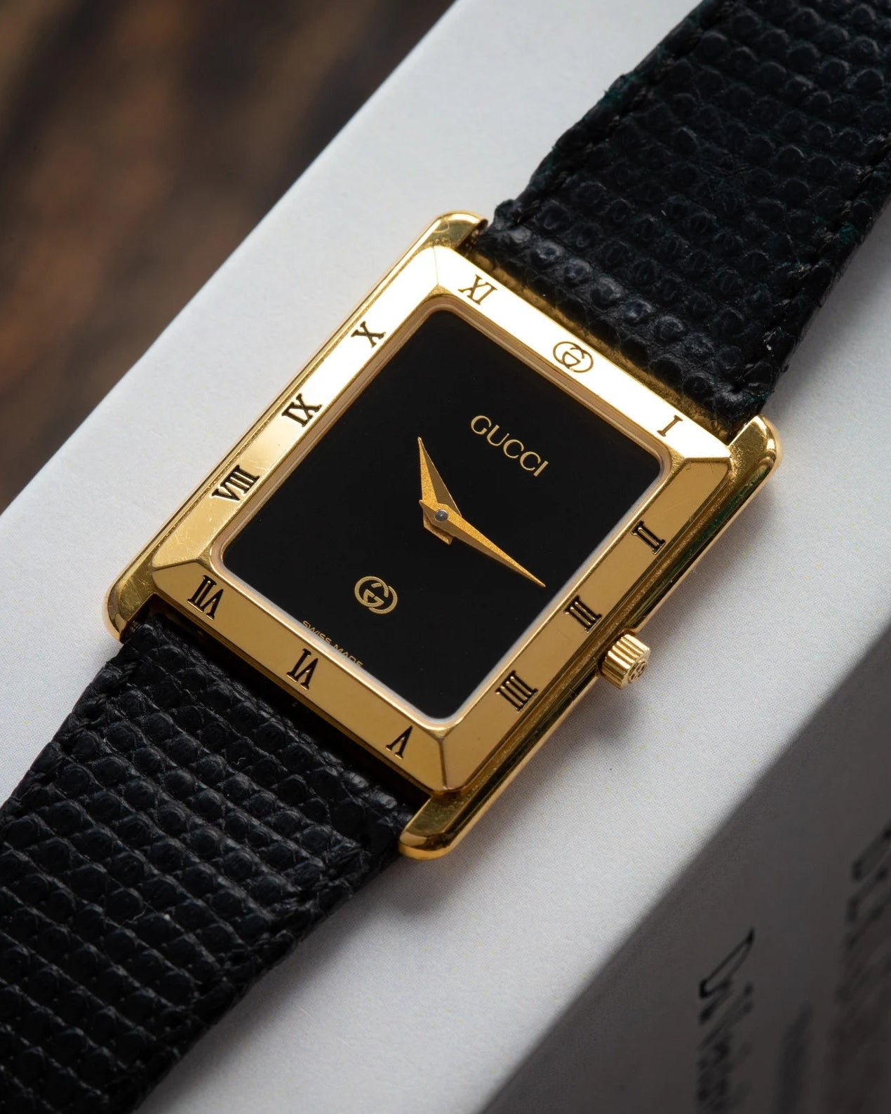 Vintage Watch GUCCI Tank Unisex Wrist Watch - VintageDuMarko