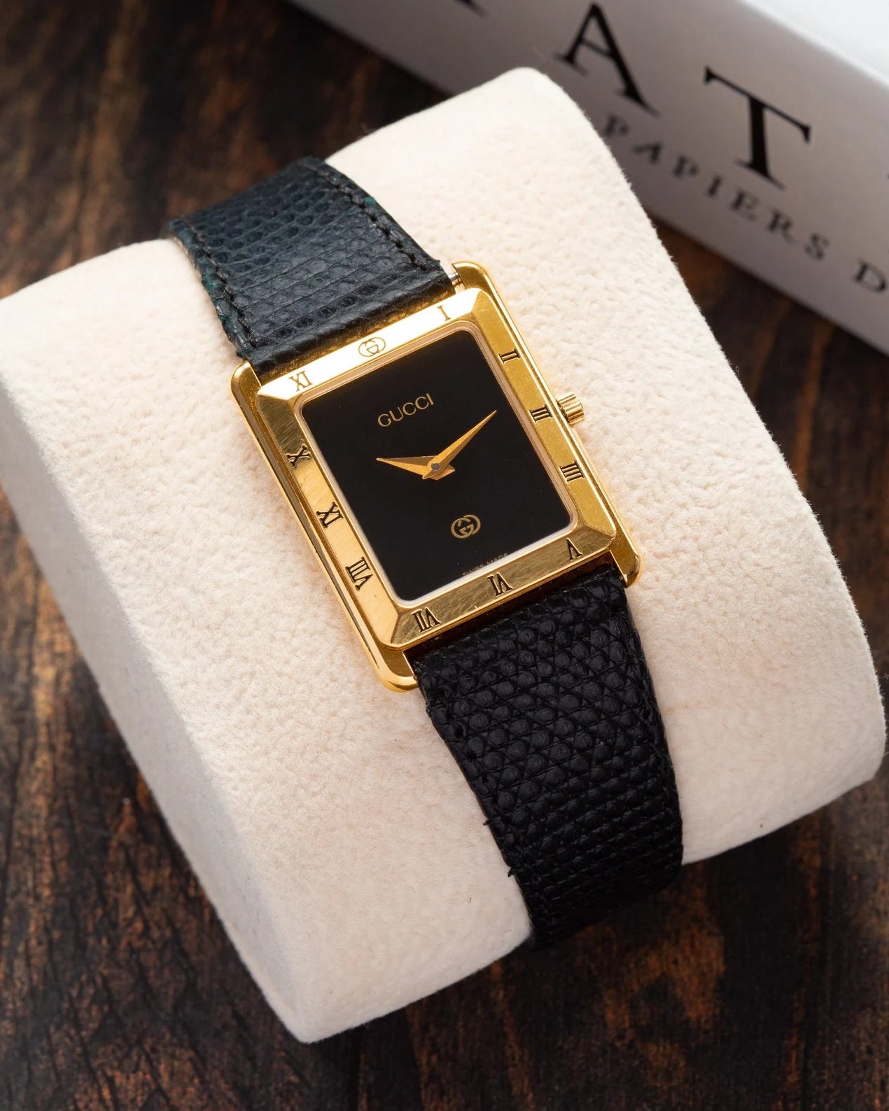 Vintage Watch GUCCI Tank Unisex Wrist Watch - VintageDuMarko