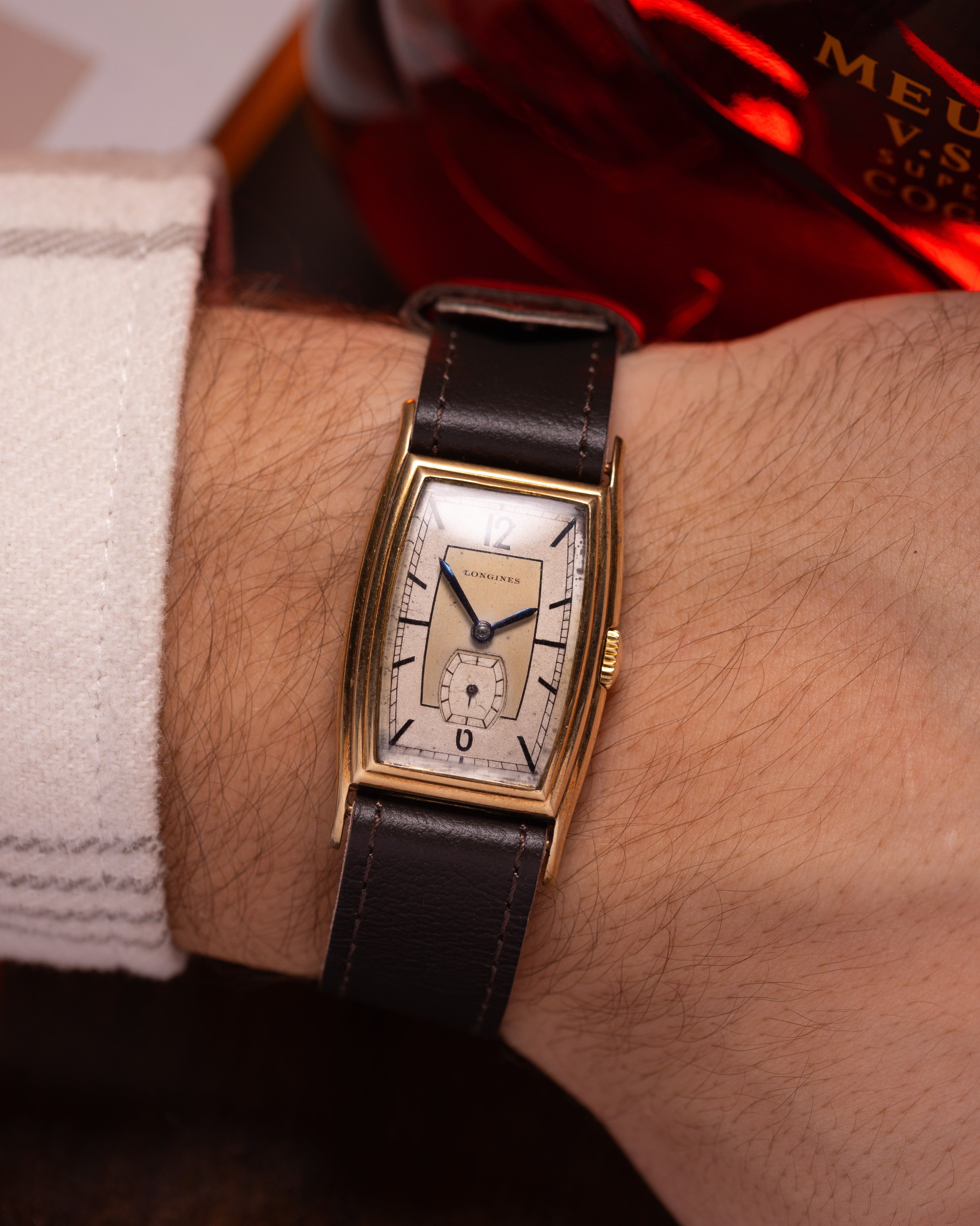 Vintage watch Longines Solid Gold Tank, Art Deco from 1930s - VintageDuMarko