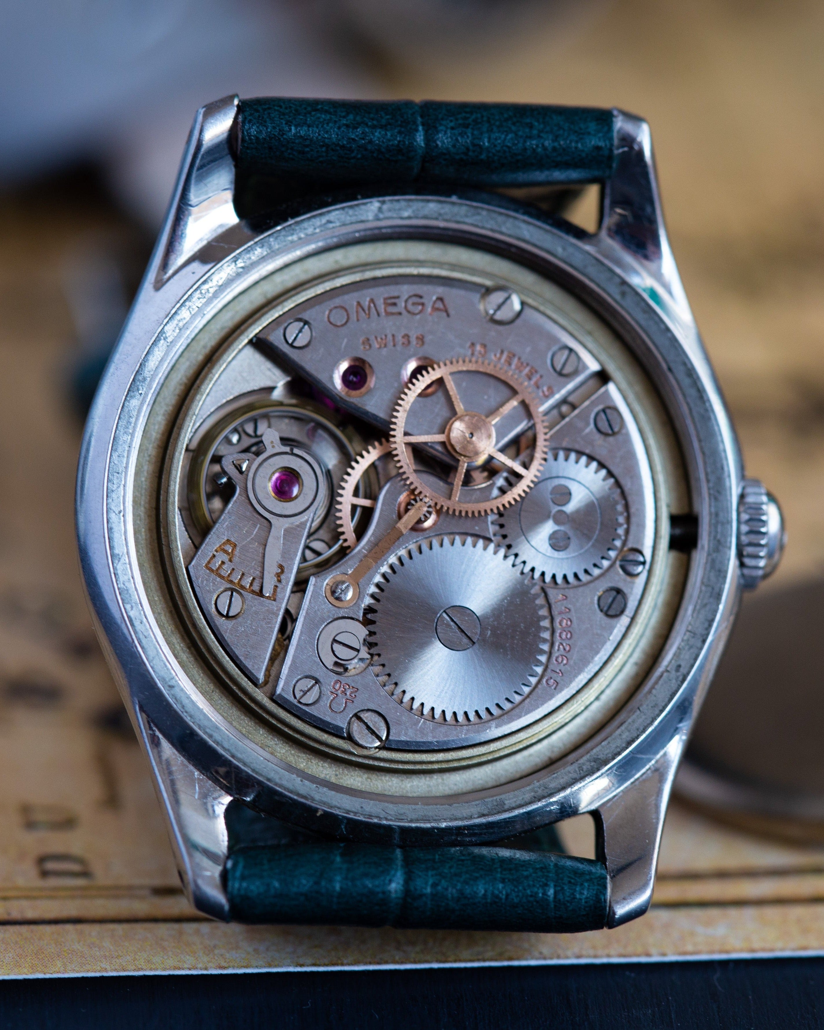 Vintage Watch «Omega Antimagnetic Cal.230» - Swiss Luxury Watch - VintageDuMarko