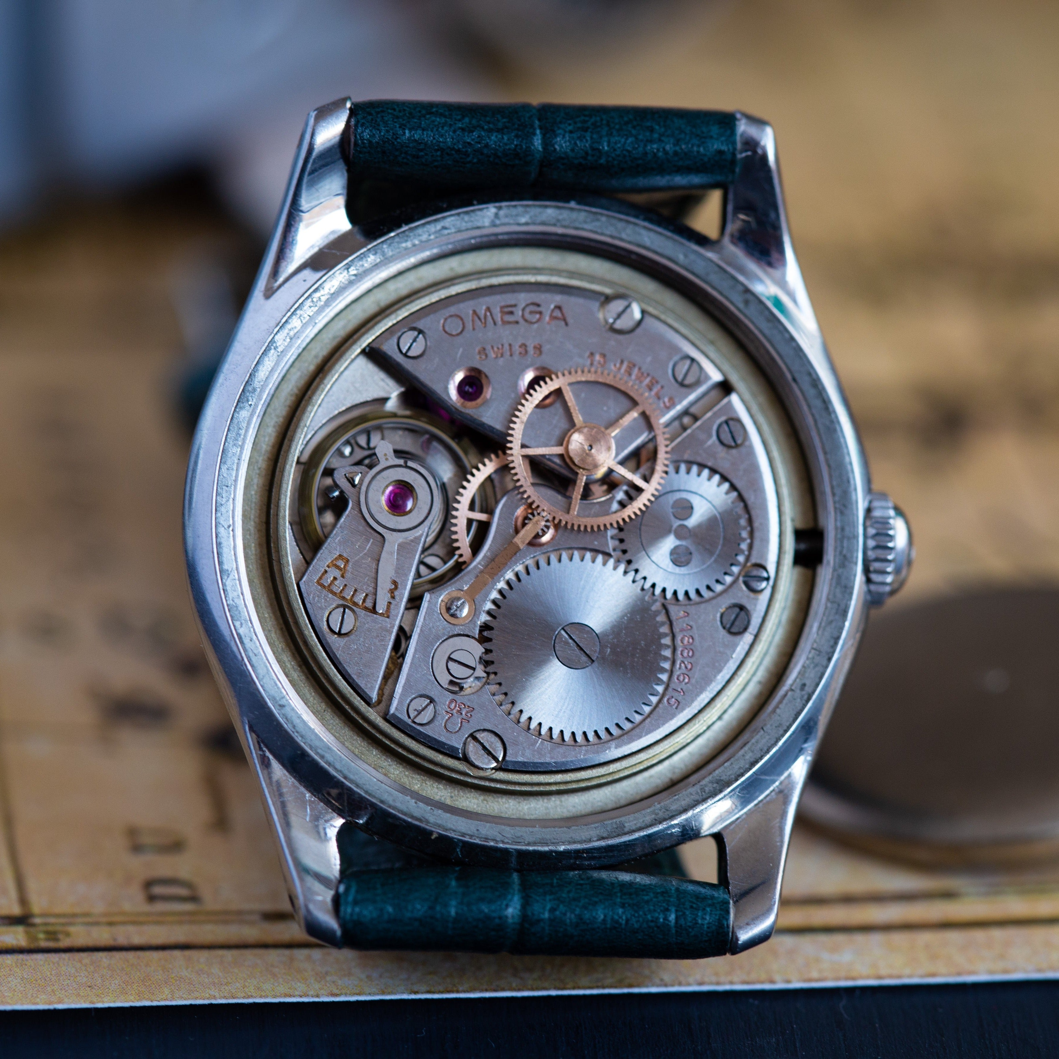 Vintage Watch «Omega Antimagnetic Cal.230» - Swiss Luxury Watch - VintageDuMarko