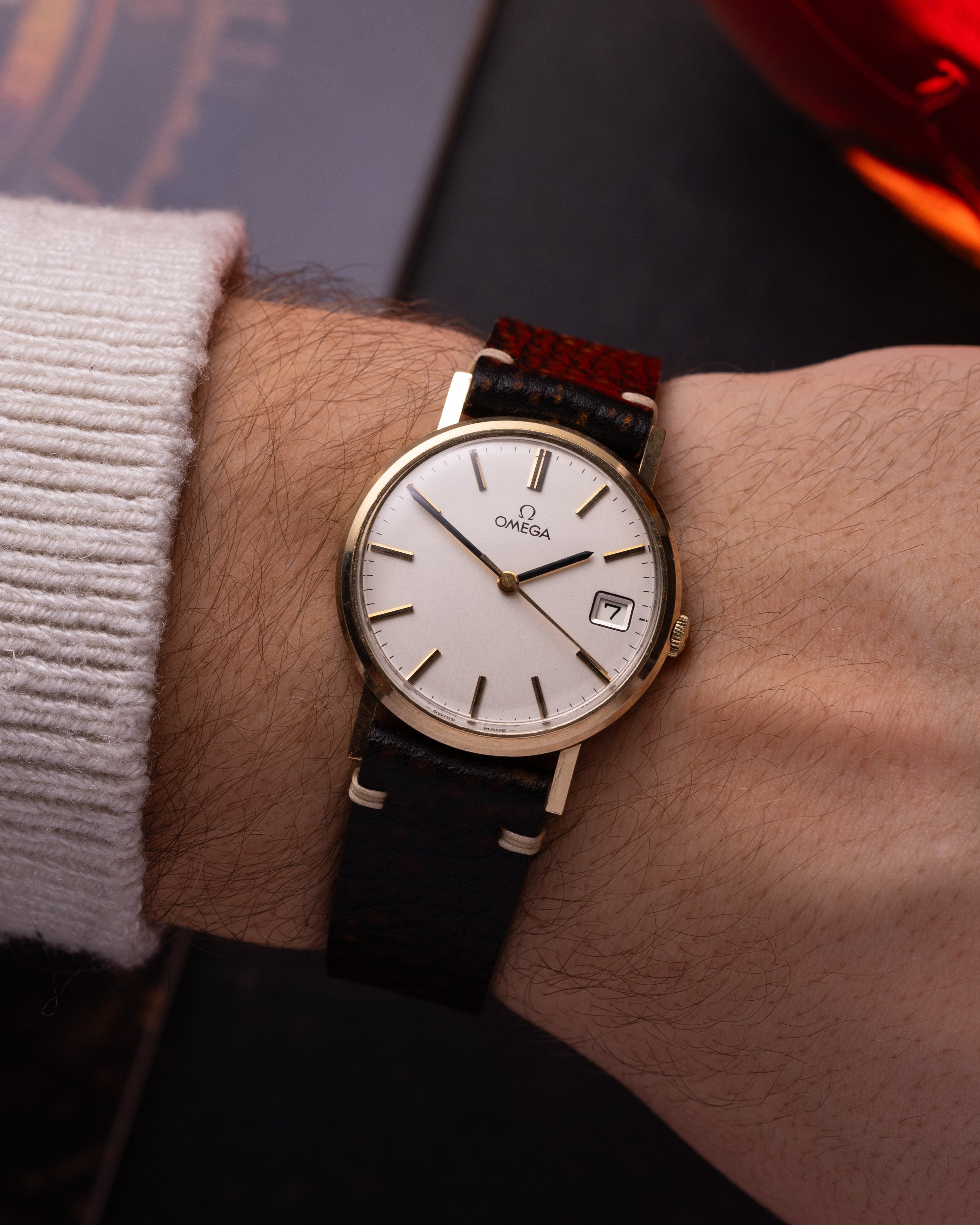 Vintage watch Omega Solid Gold, Art Deco from 1970s - VintageDuMarko