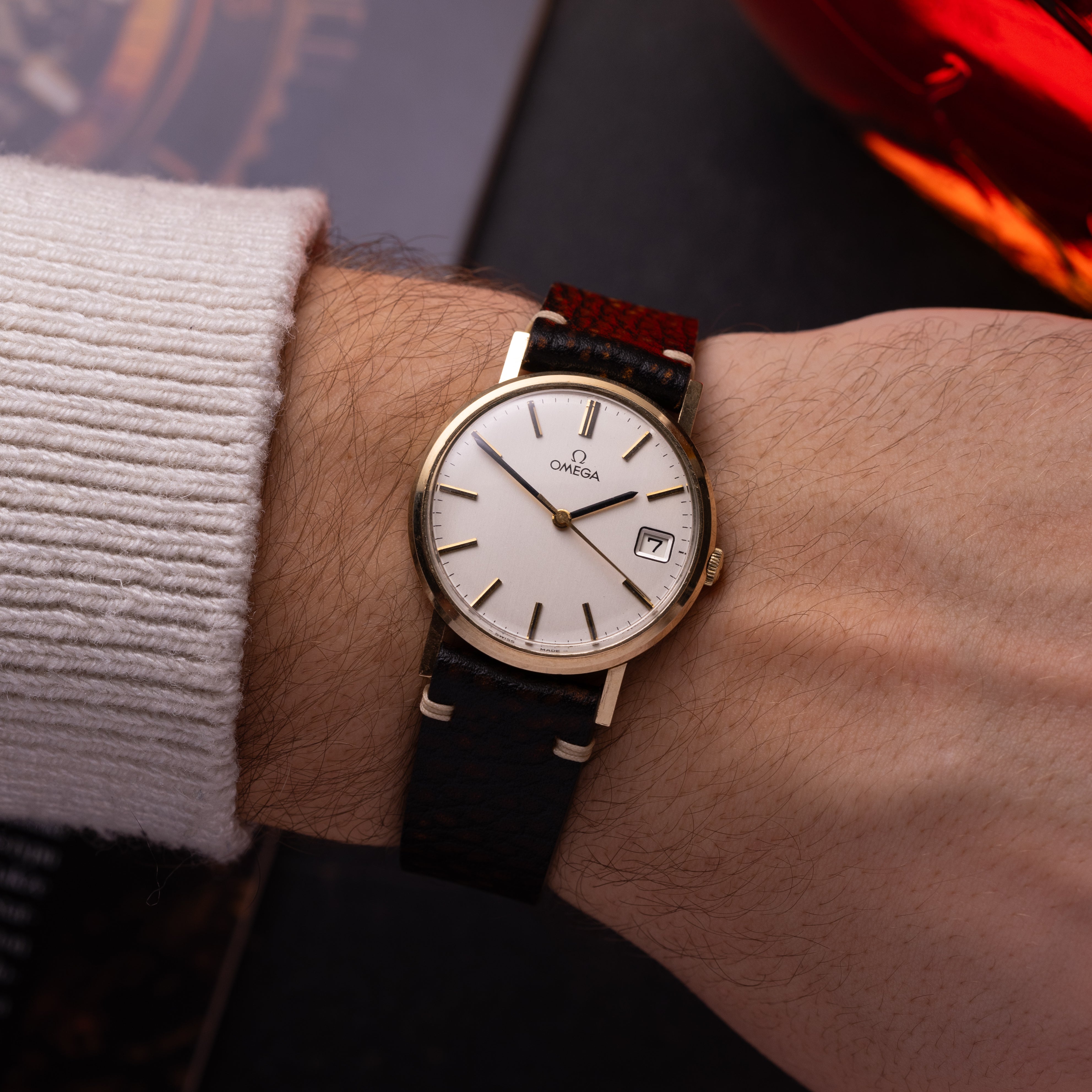 Vintage watch Omega Solid Gold, Art Deco from 1970s - VintageDuMarko