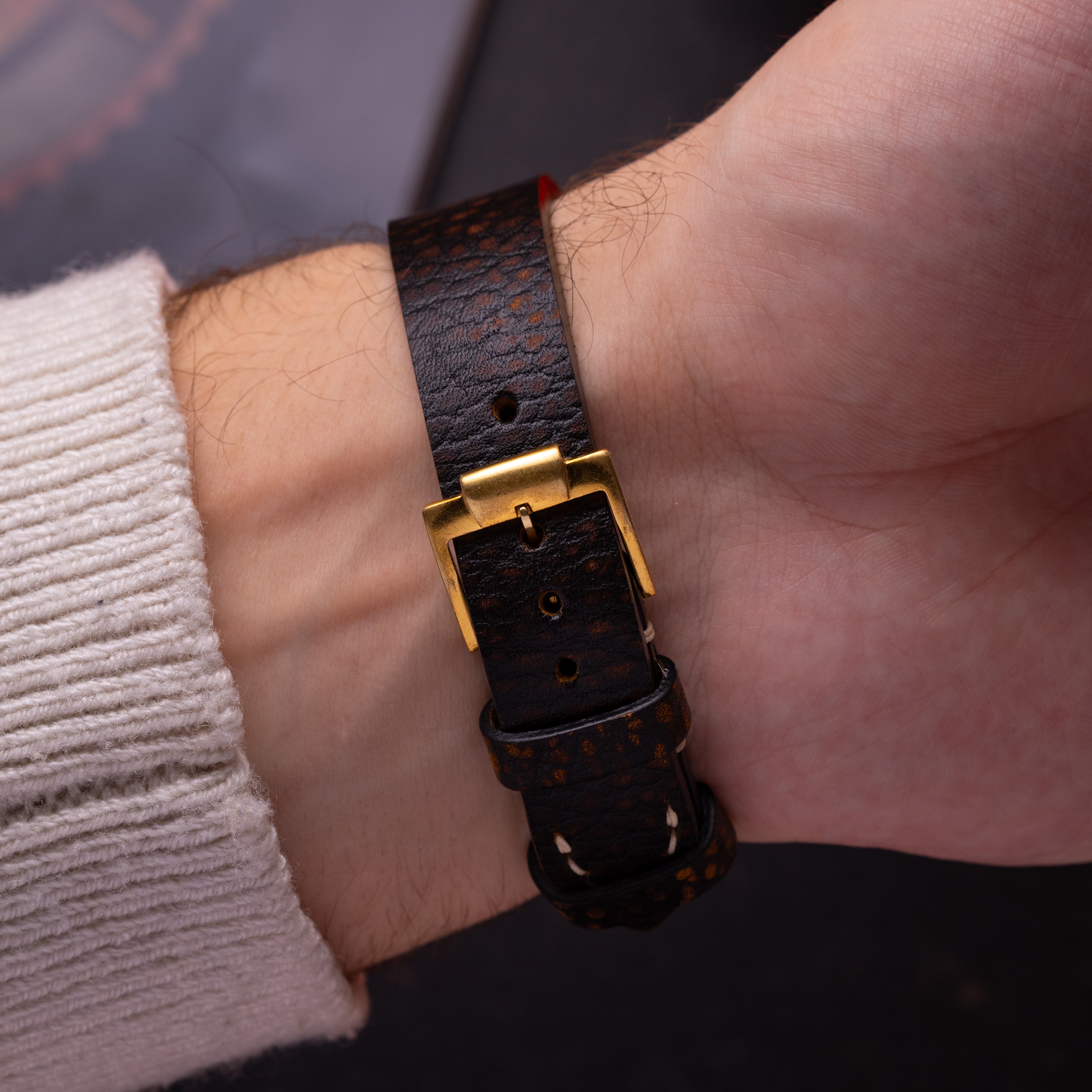 Vintage watch Omega Solid Gold, Art Deco from 1970s - VintageDuMarko