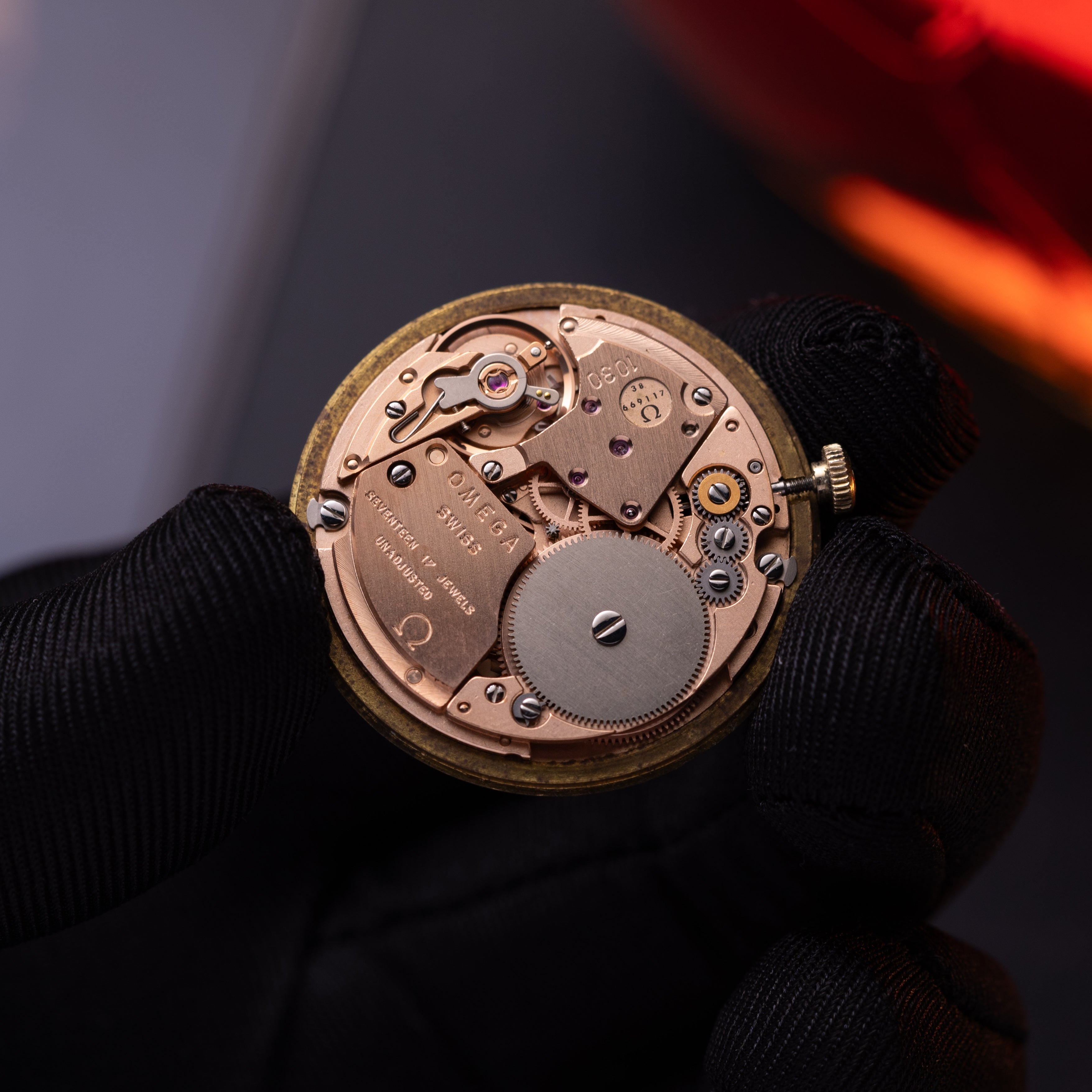 Vintage watch Omega Solid Gold, Art Deco from 1970s - VintageDuMarko