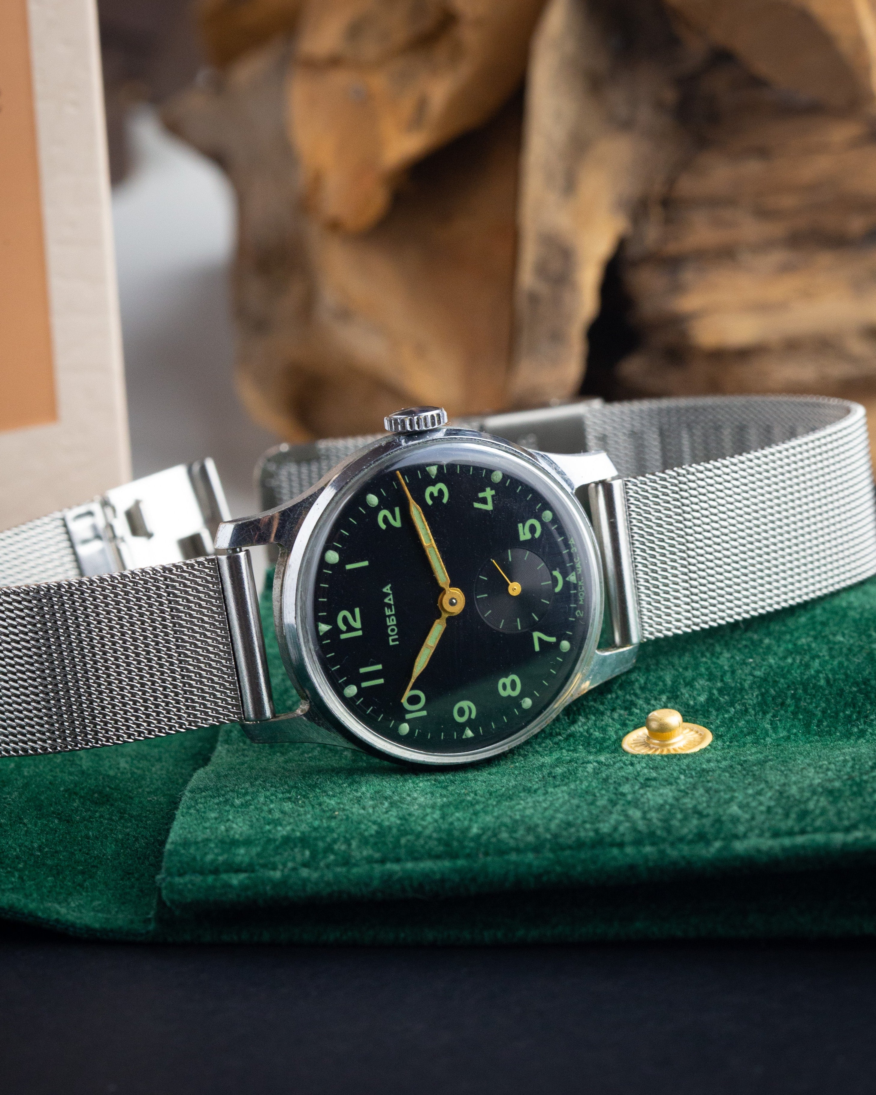 Vintage Watch "Pobeda", Rare USSR Watch for Men or Women - VintageDuMarko