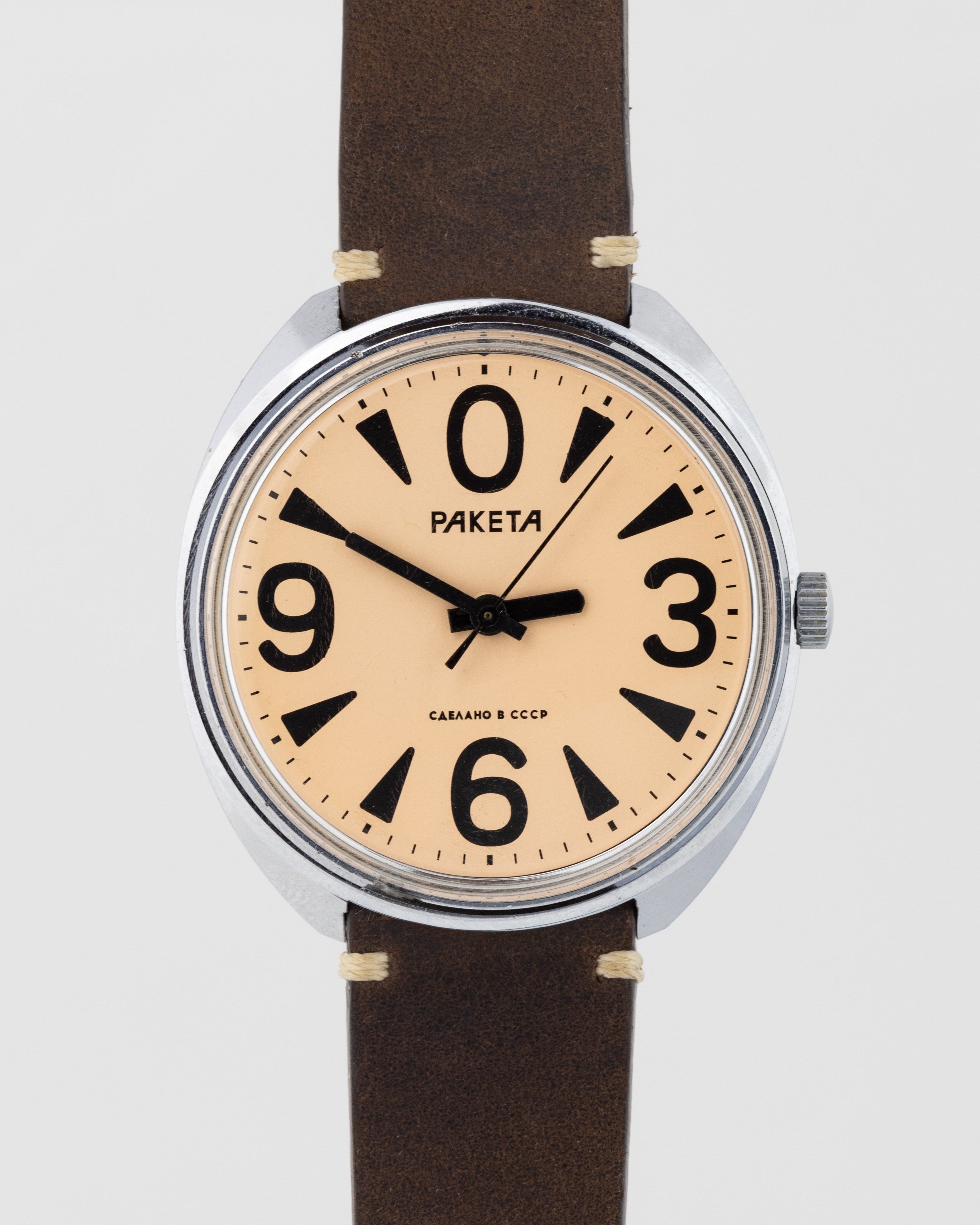 Vintage Watch «Raketa Big Zero Salmon Dial Cal.2609» - Soviet Men's Wrist Watch - VintageDuMarko