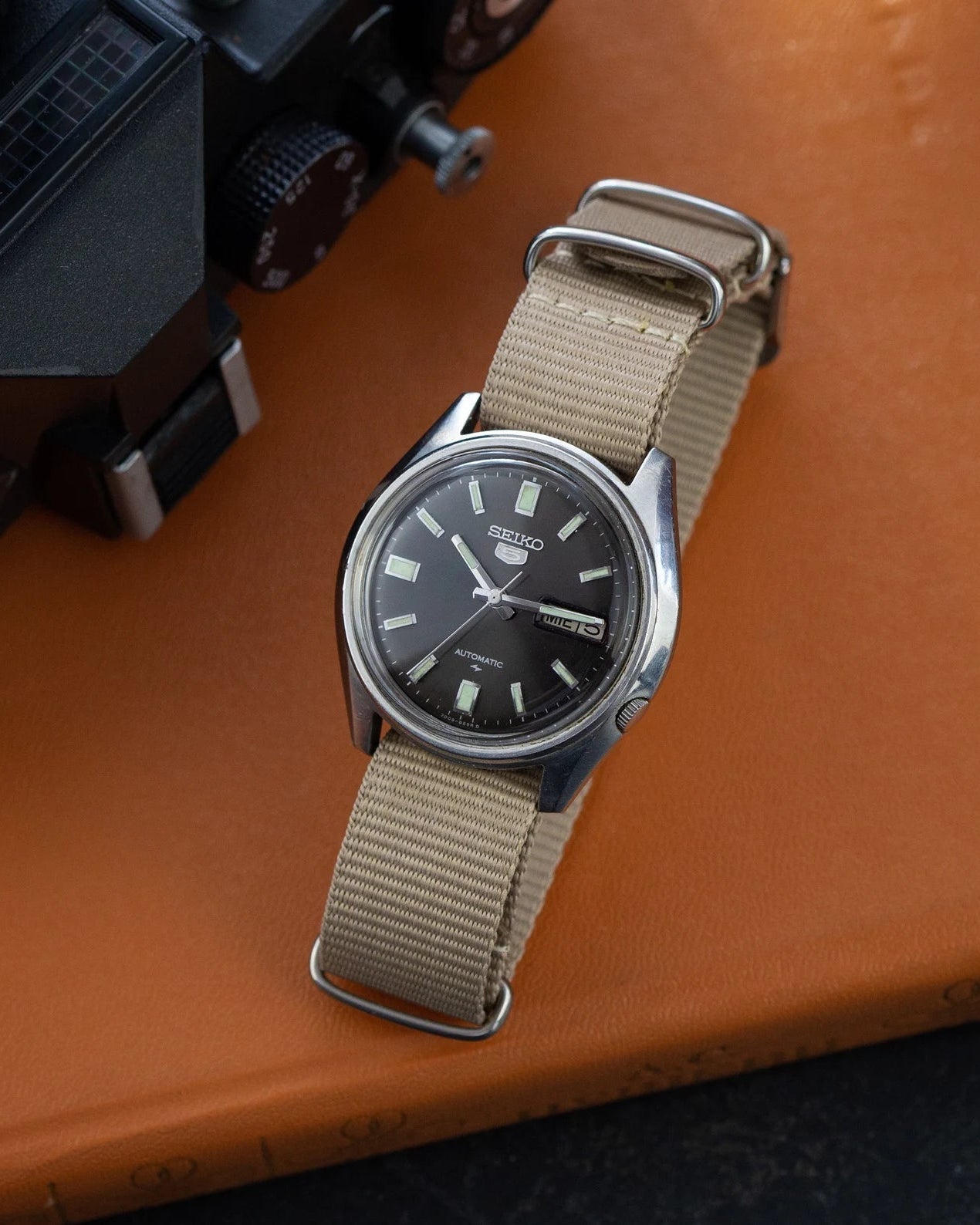 Vintage Watch "Seiko 5", Automatic Japan Watch in Great Condition - VintageDuMarko