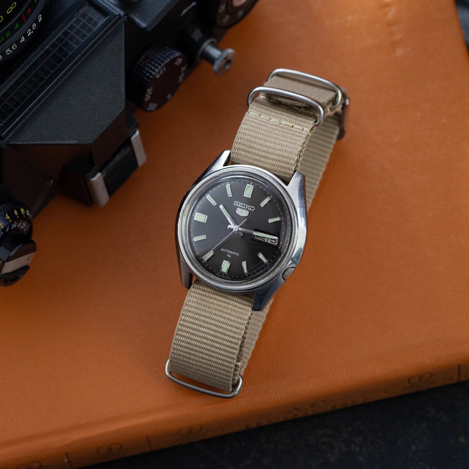 Vintage Watch "Seiko 5", Automatic Japan Watch in Great Condition - VintageDuMarko