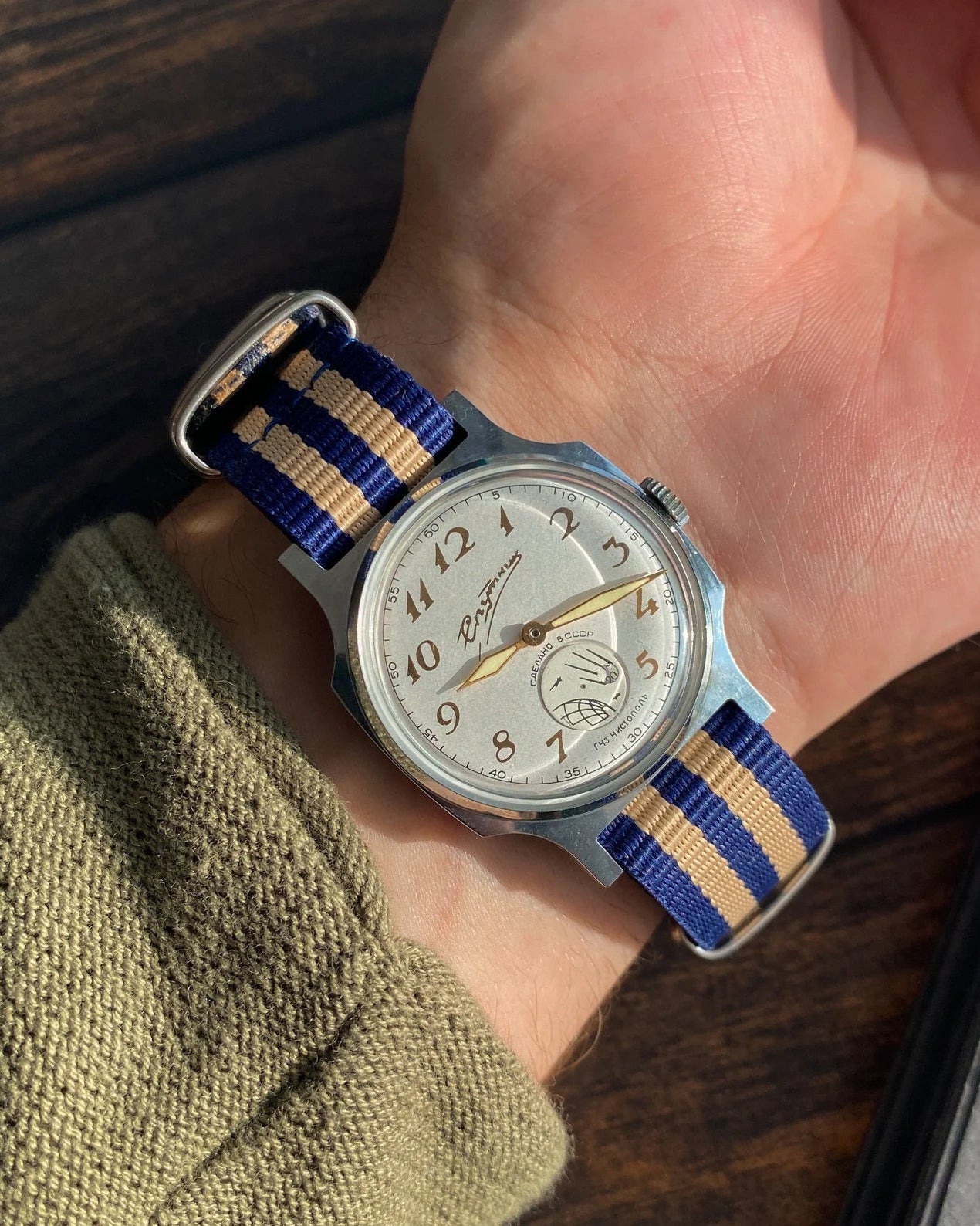 Vintage Watch «Sputnik» - Space Theme Sputnik Watch - VintageDuMarko