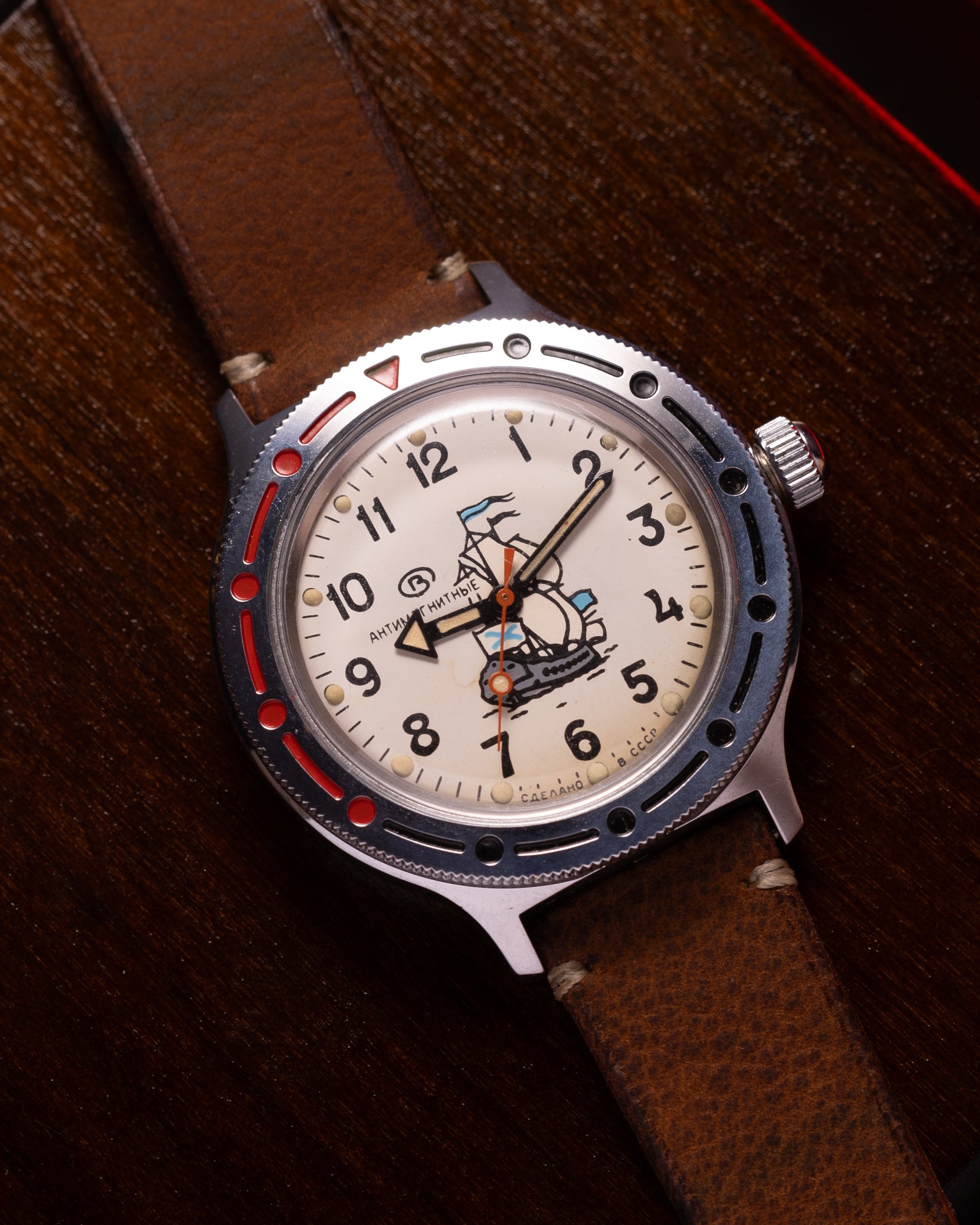 Vintage "Wostok (Vostok) Amphibian" Watch, Rare Military Divers Mechanical watch - VintageDuMarko