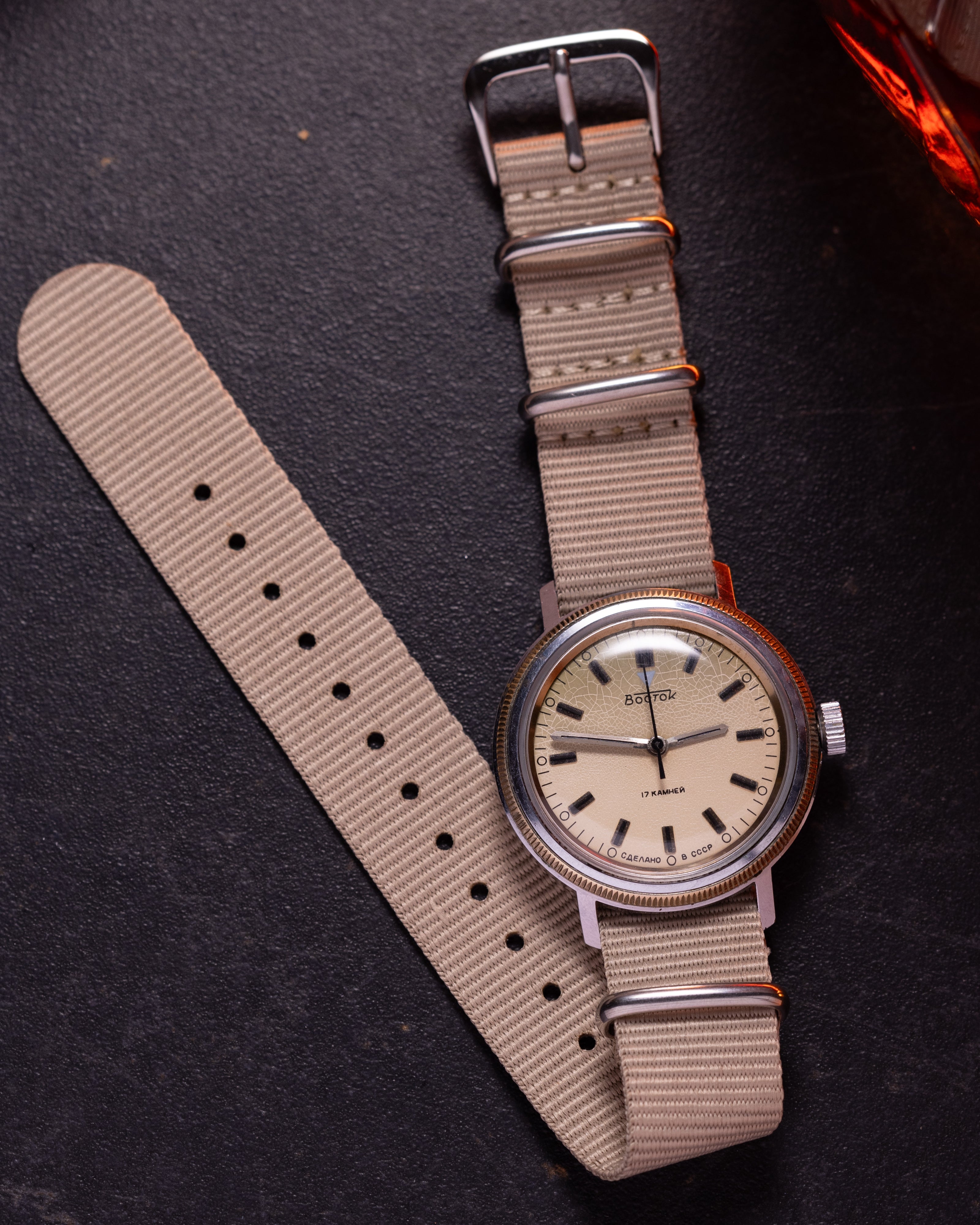 Vintage "Wostok (Vostok)" Mens Rare Mechanical Military Old Watch - VintageDuMarko