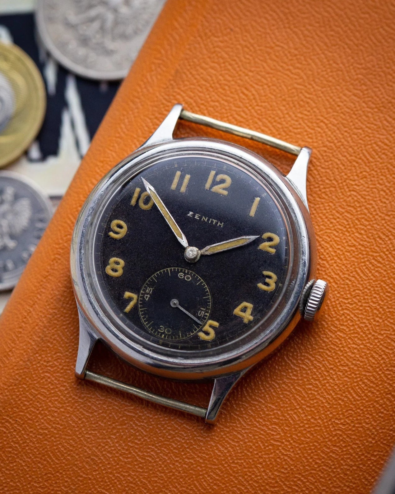Vintage "Zenith DH" Military WW2 Watch, Swiss Made - VintageDuMarko