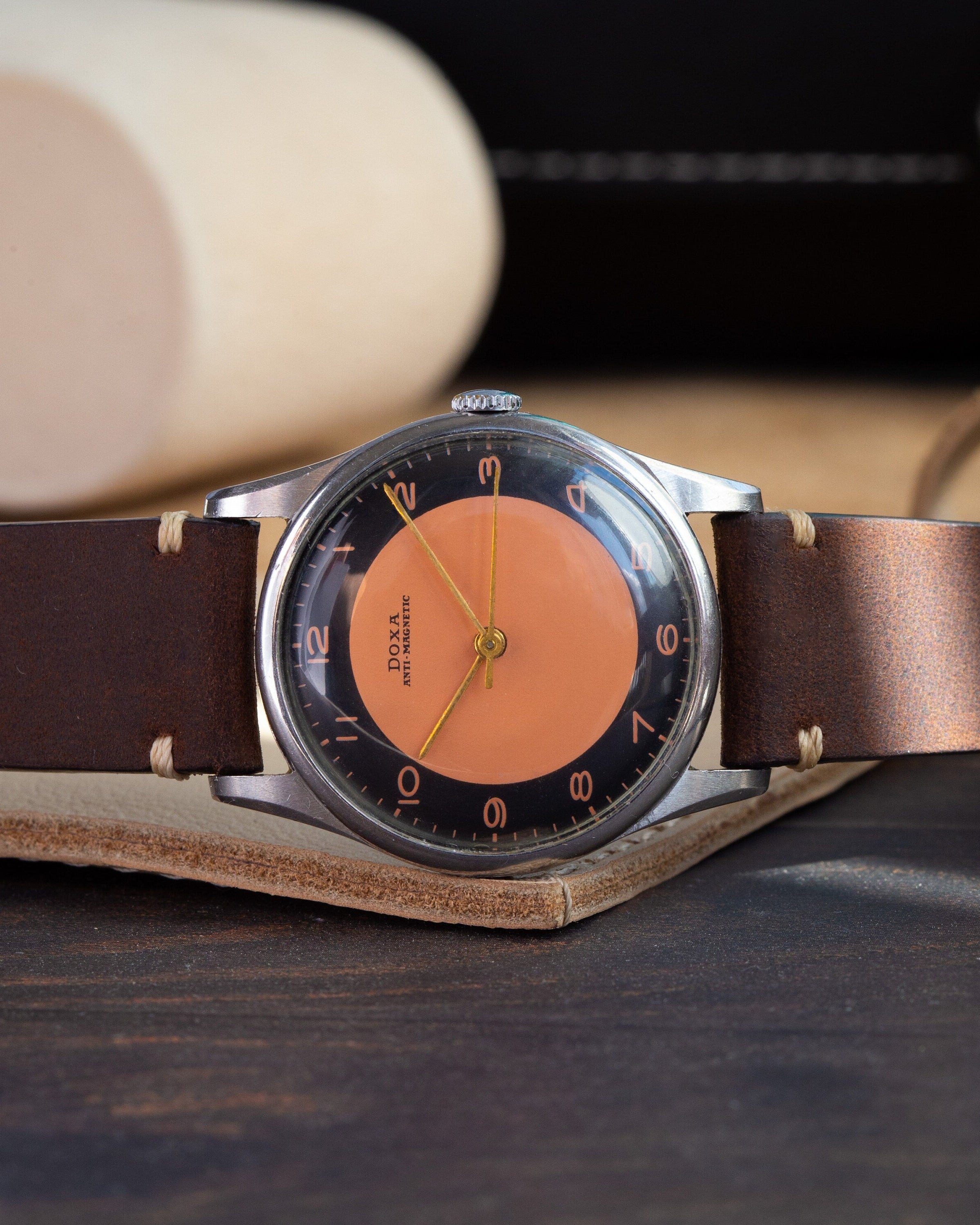 Watch Doxa Salmon Dial, Swiss Made Vintage Watch - Case 33 mm - VintageDuMarko