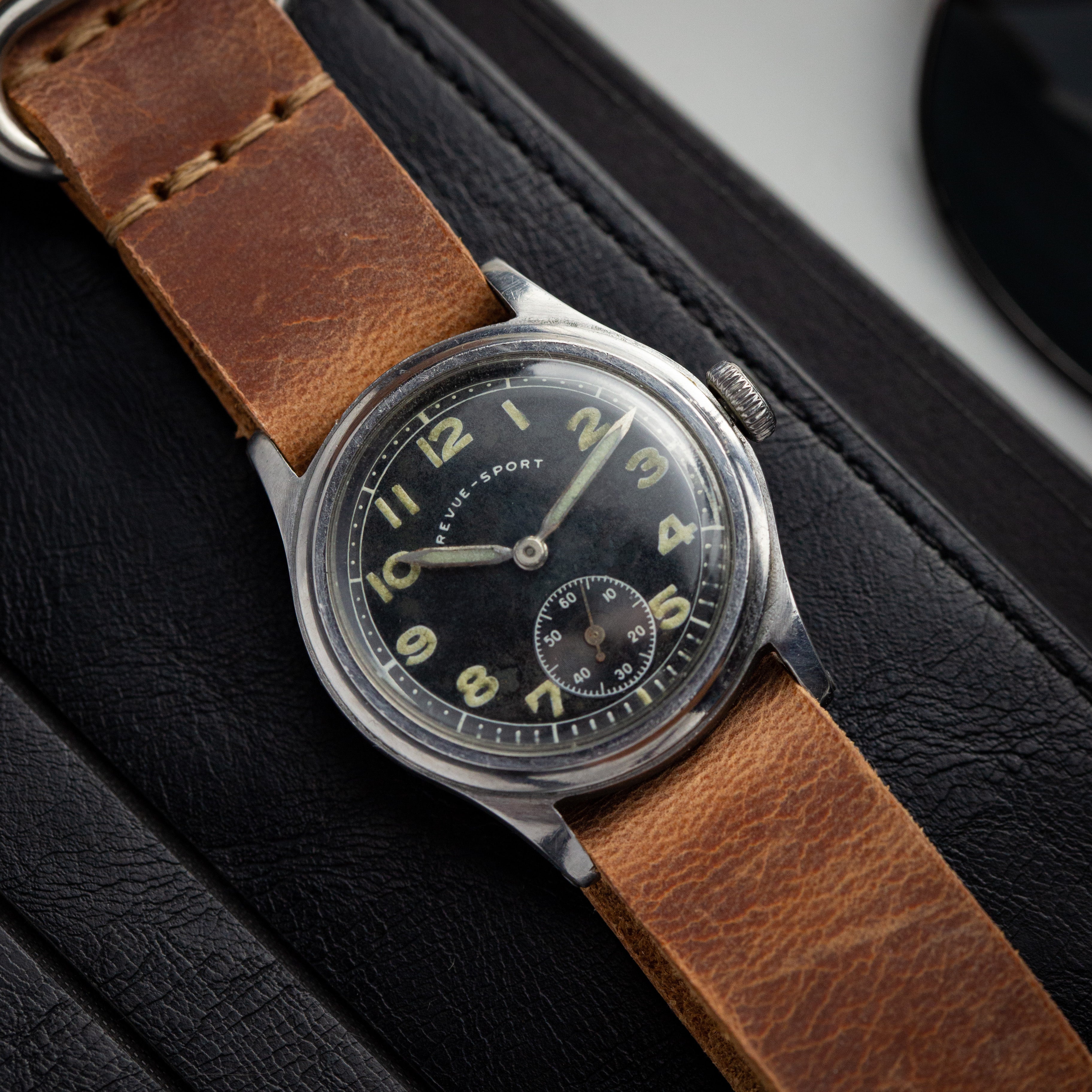Watch «Revue-Sport» - Vintage WW2 Watch - VintageDuMarko