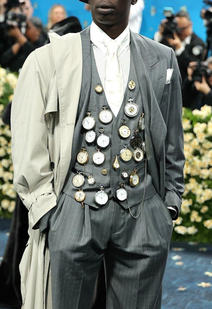 How Vintage Watches Ruled the 2025 Awards Season (Met Gala, Oscars, Golden Globes)