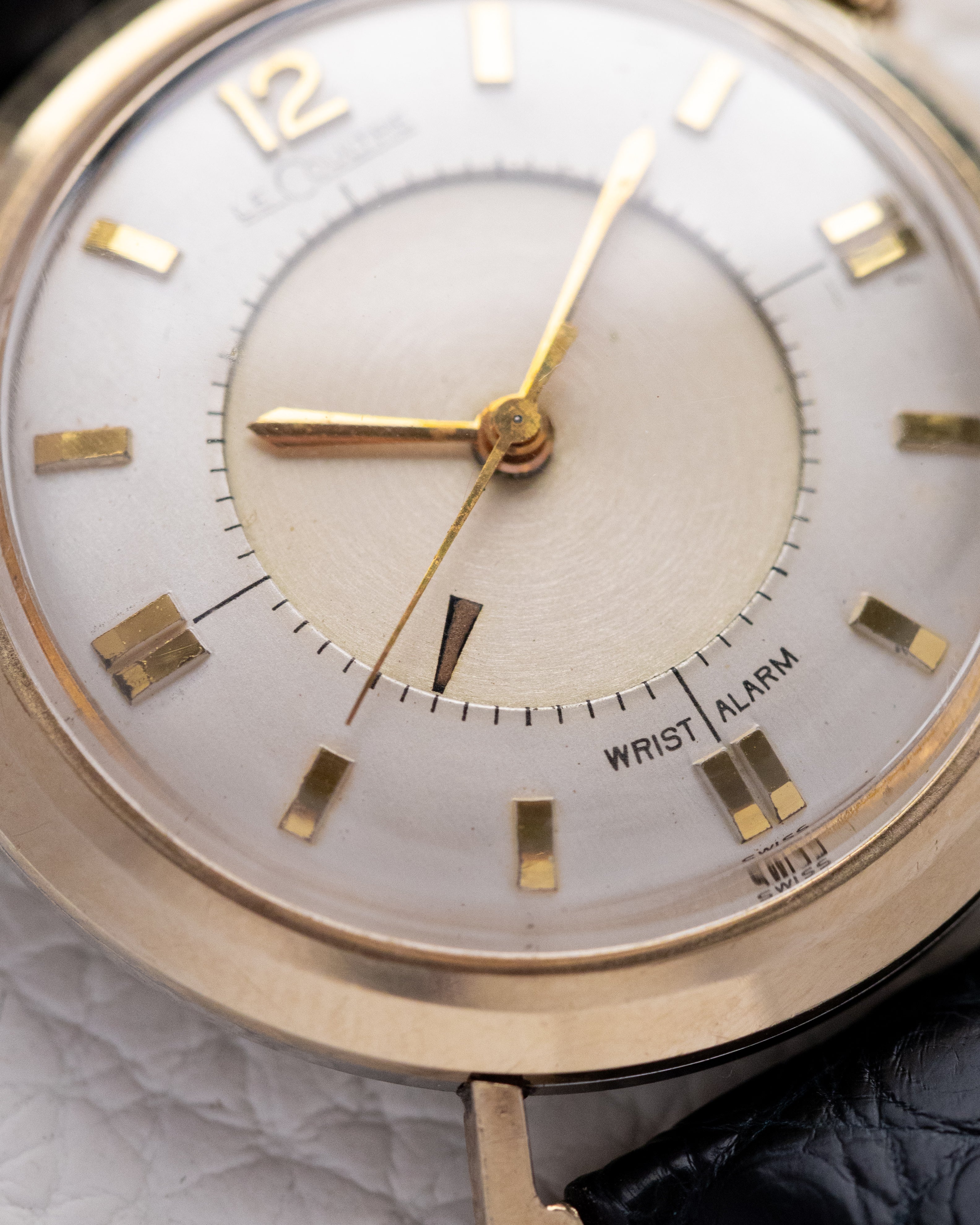 Vintage Jaeger-LeCoultre Memovox, Alarm watch, Two tone dial, Rare