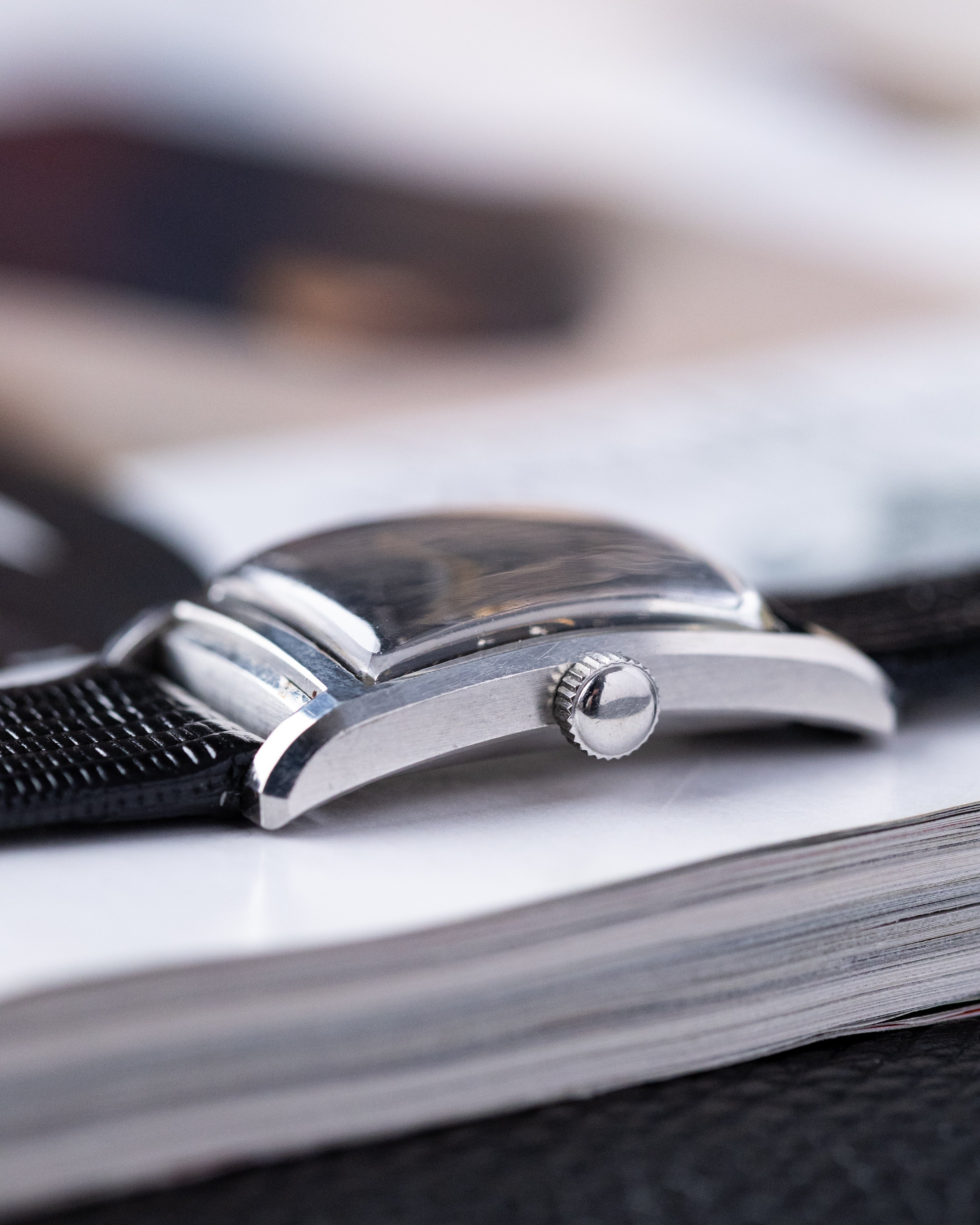 Doxa Vintage Art Deco Tank, Black Gilt Dial, Early Hermetic Sealed and Antimagnetic from 1940's - DuMarko