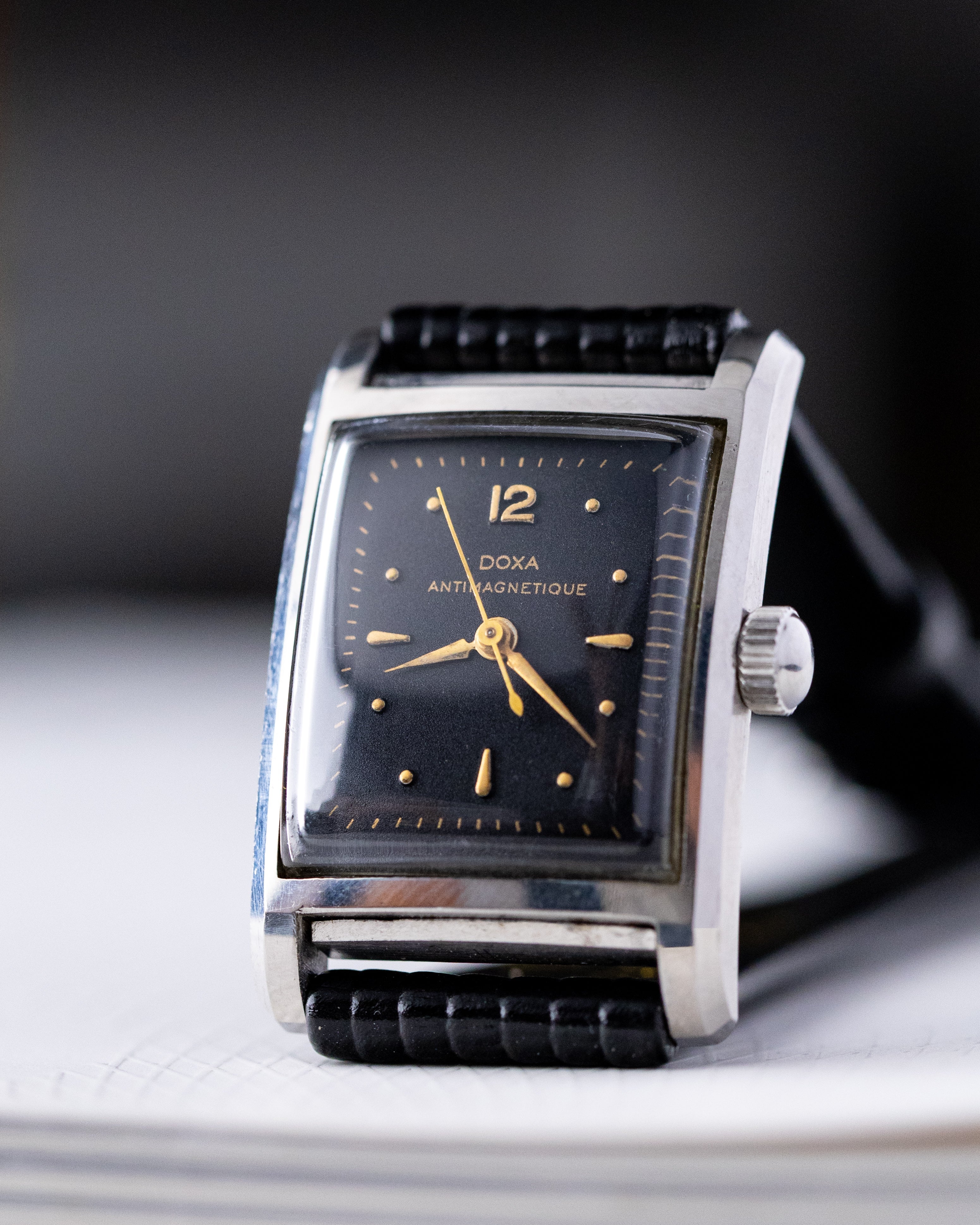 Doxa Vintage Art Deco Tank, Black Gilt Dial, Early Hermetic Sealed and Antimagnetic from 1940's - DuMarko