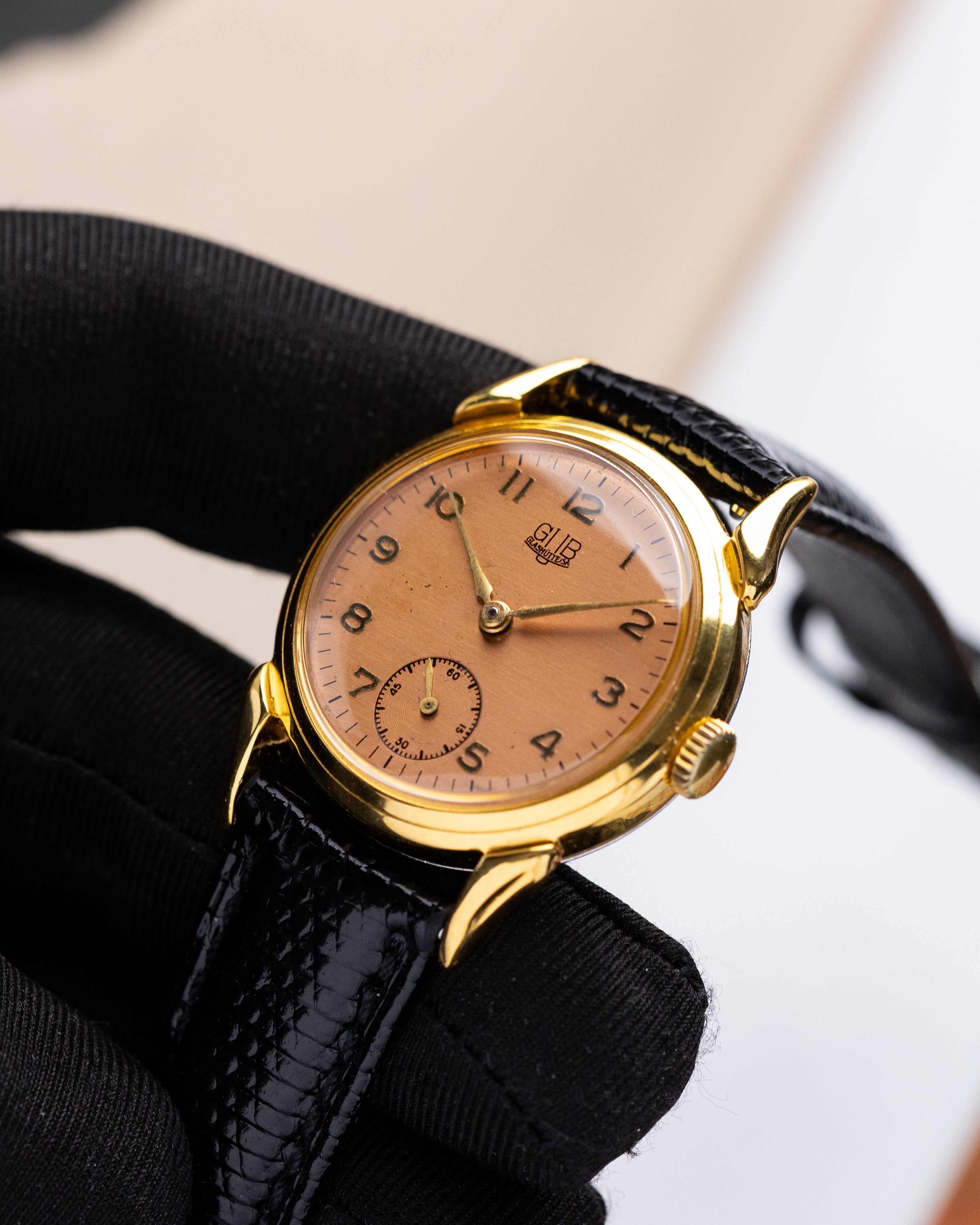 GUB Glashütte Vintage German Watch, Salmon Dial, Cal. 60, Crab/claw Lugs from 1950's - DuMarko