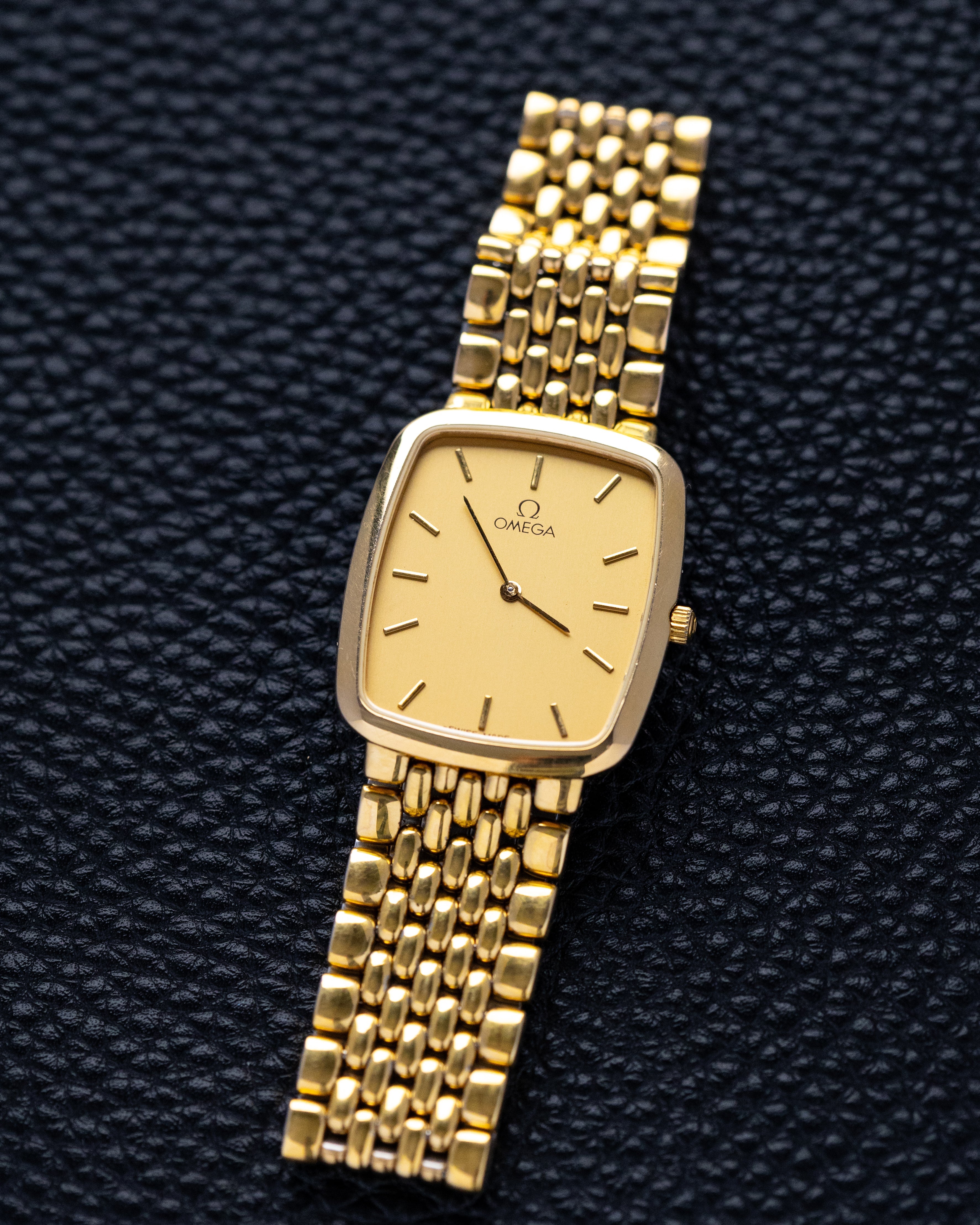 Omega De Ville, Vintage Quartz Watch, Extra Slim Dress Case from 1986 - DuMarko