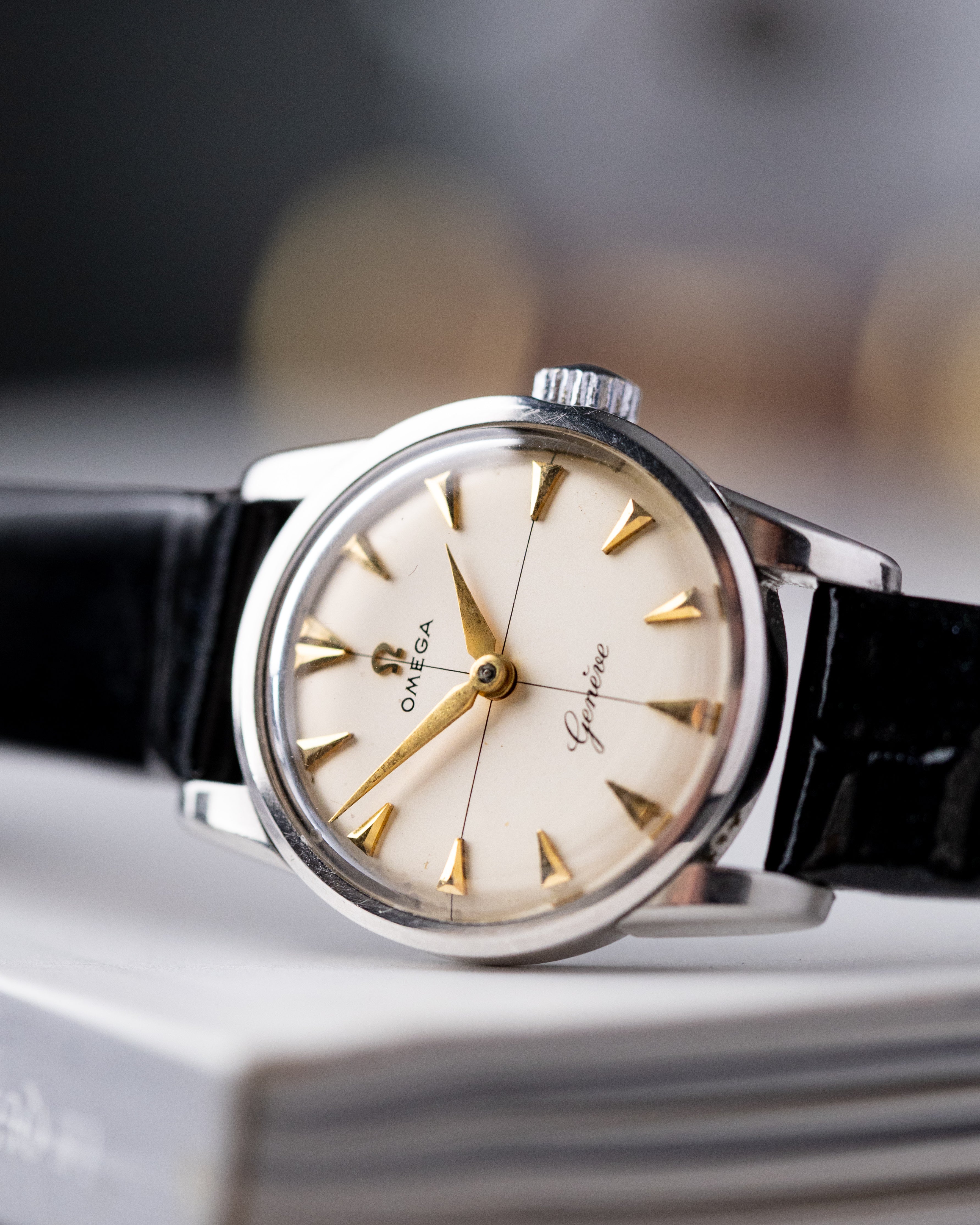 Omega Genève, Vintage Swiss Watch, Dainty Ladies' watch, Ref. 2974 - 2, Cal. 244 from 1960's - DuMarko