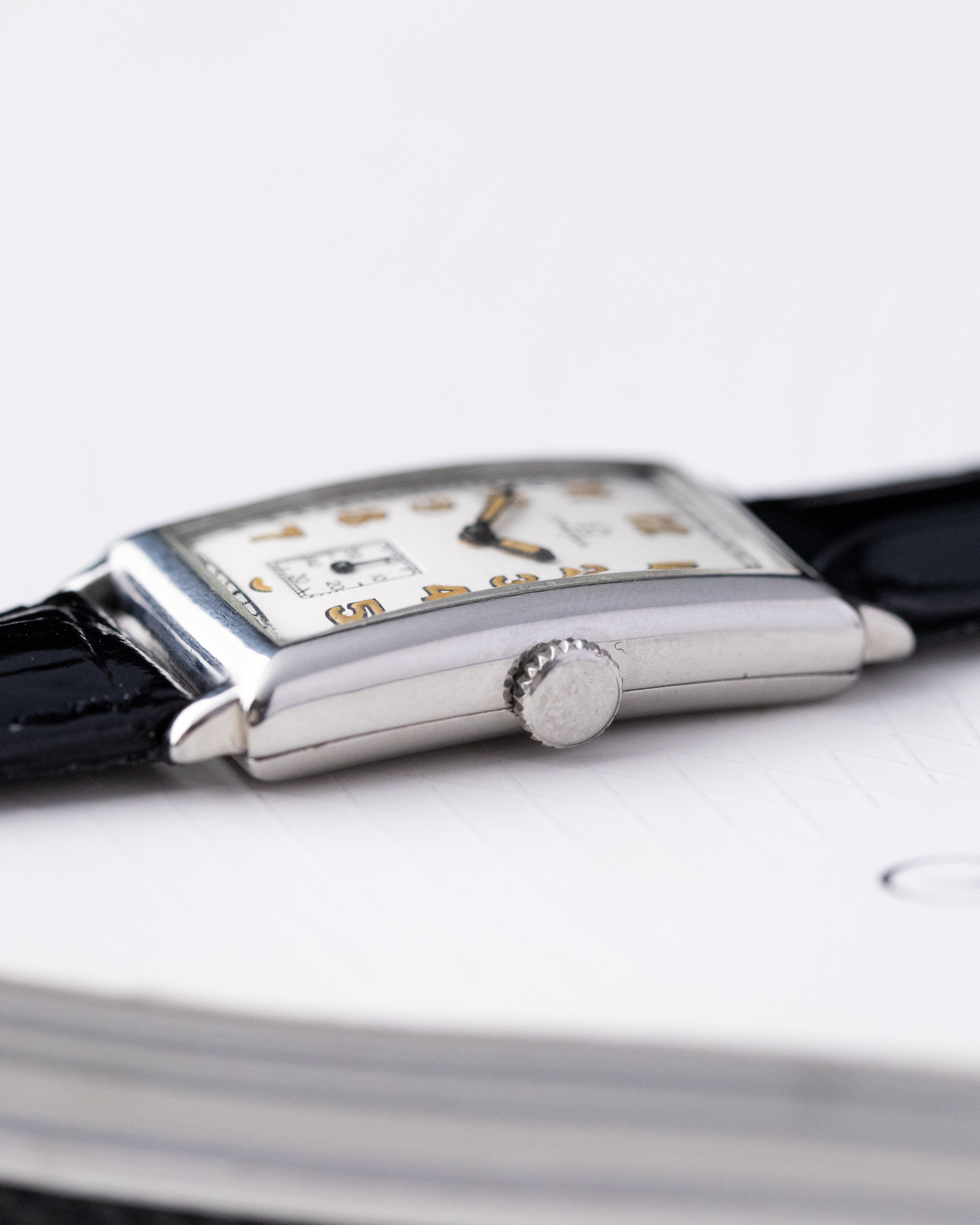 Omega Rectangular Tank, Vintage Art Deco Watch from 1930s, Cal. T17, Swiss Watch - DuMarko