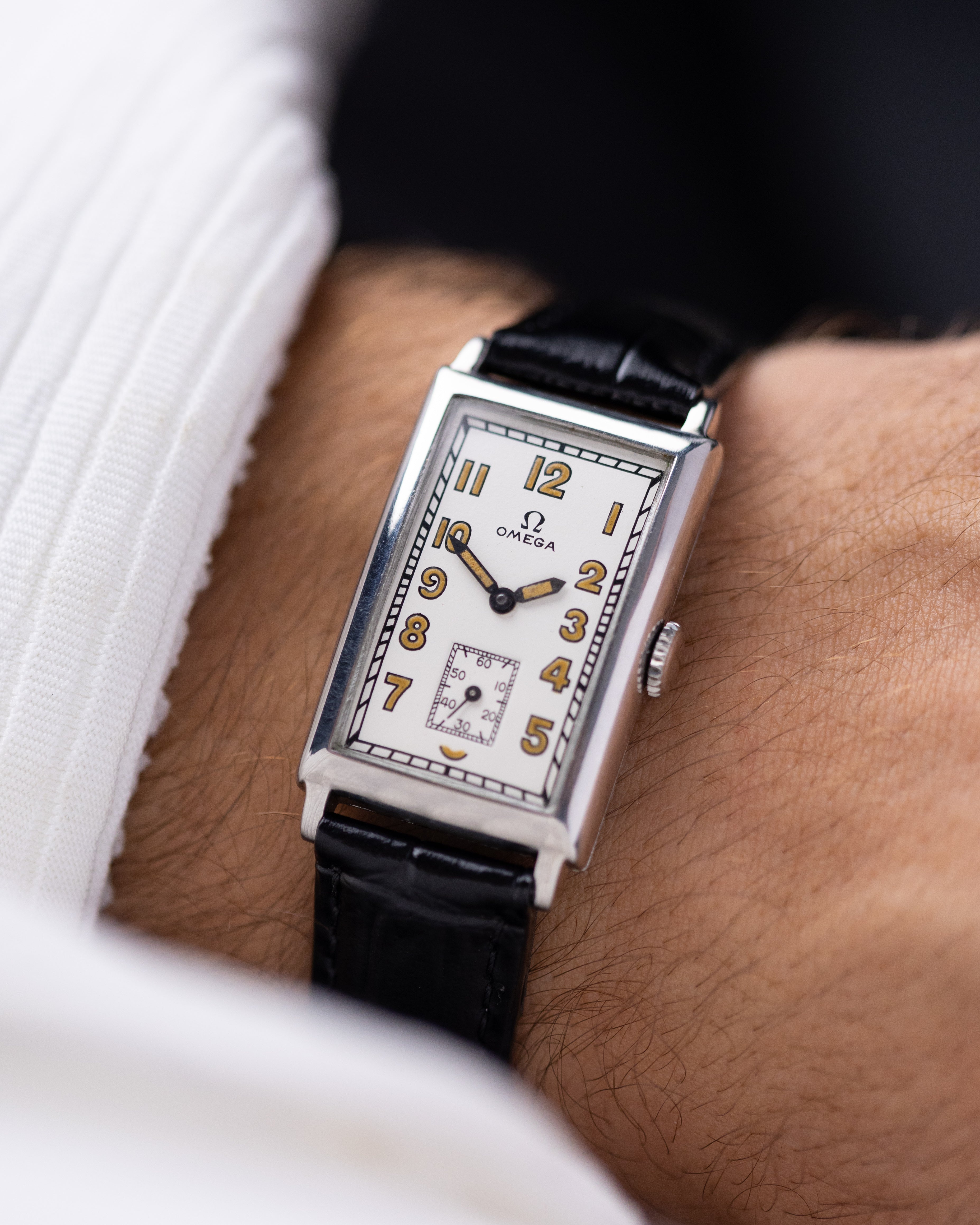 Omega Rectangular Tank, Vintage Art Deco Watch from 1930s, Cal. T17, Swiss Watch - DuMarko