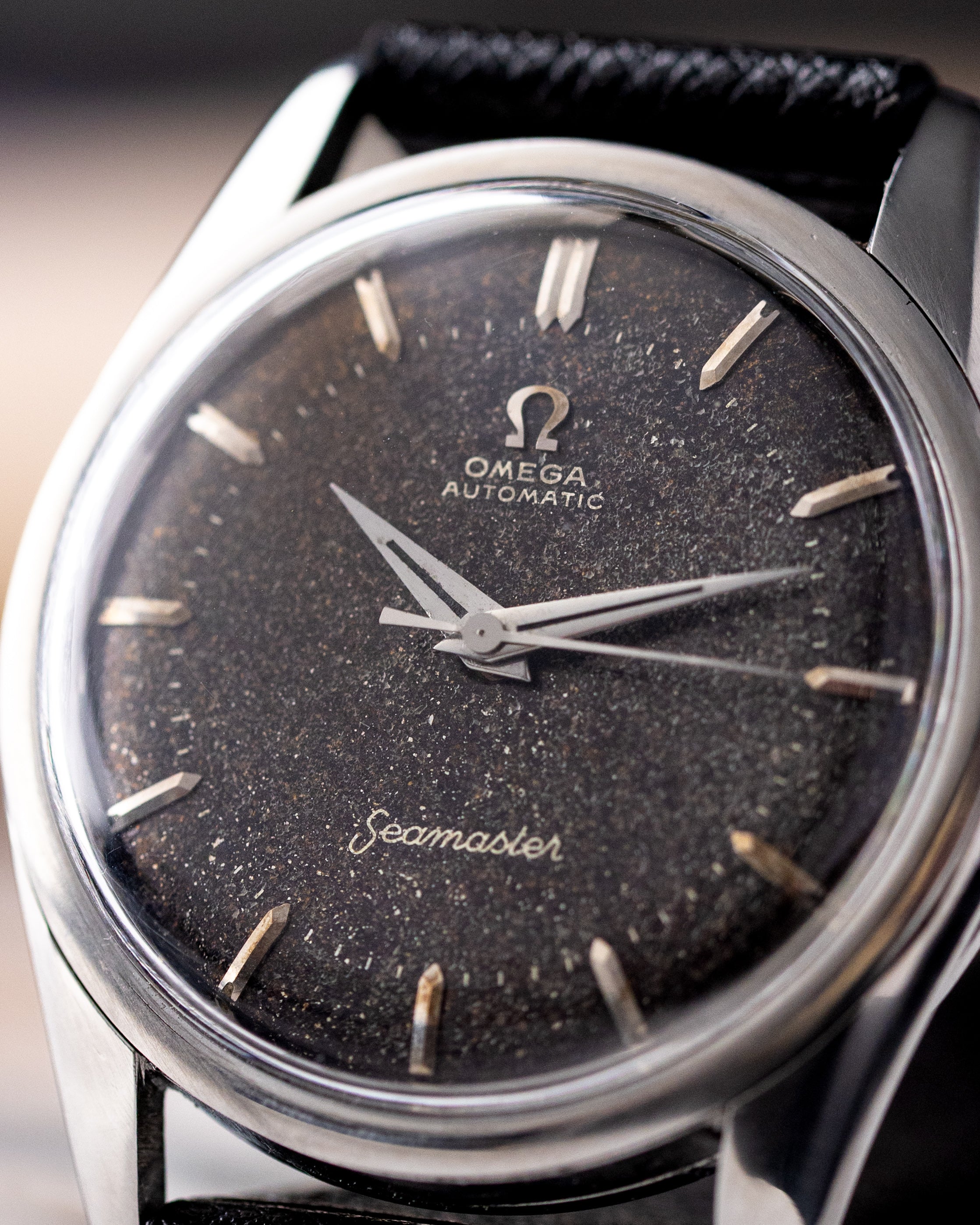 Omega Seamaster Automatic Black dial with unique metallic shimmer patina, Ref 2369.1SC from 1954 - DuMarko