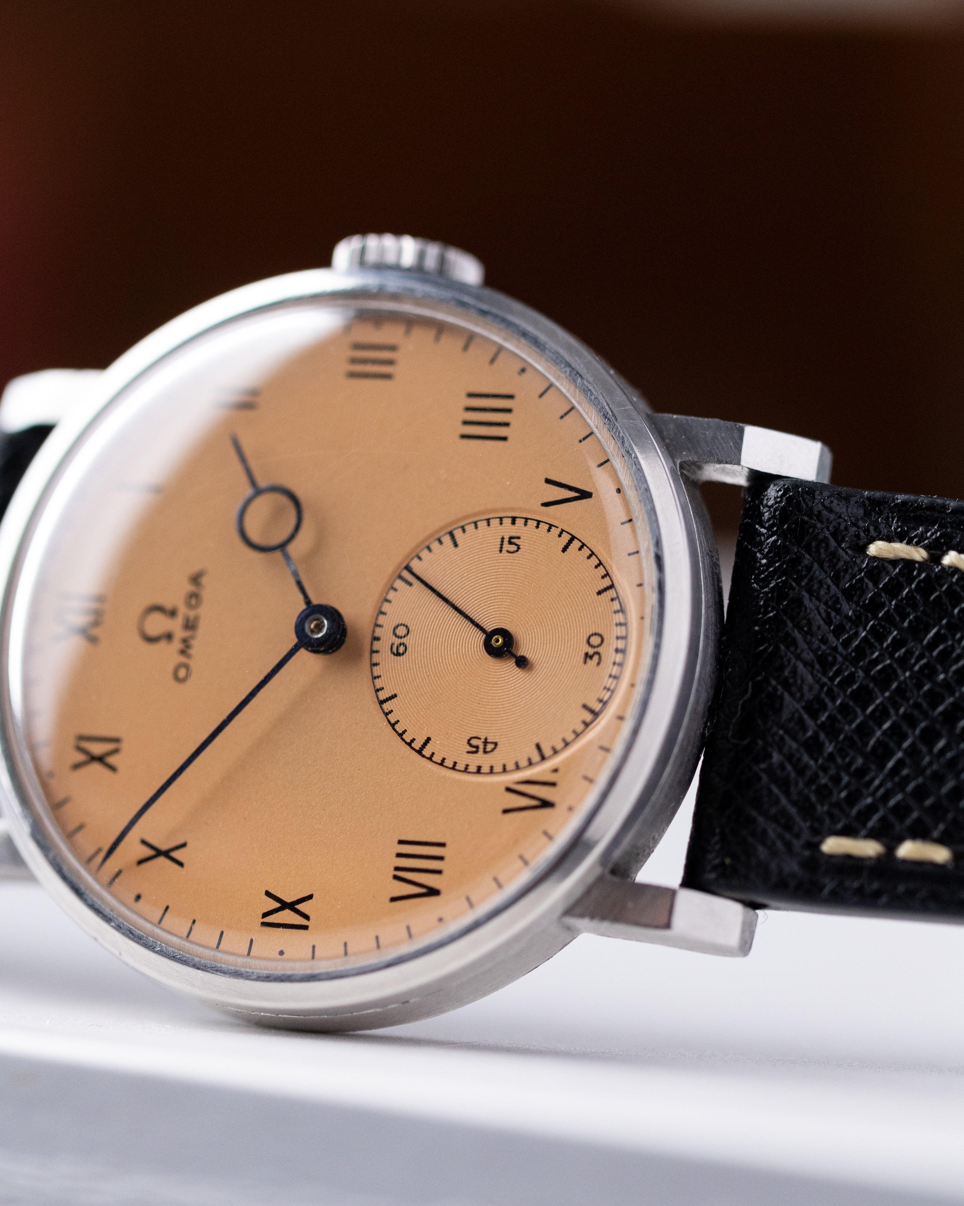 Omega Vintage Art Deco dress watch, Pontife hands, Cal. 30T2, Swiss Made, Salmon Dial from 1939 - DuMarko