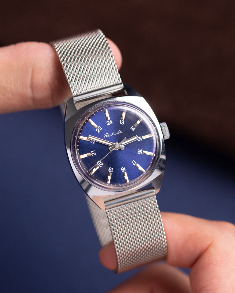 Raketa Cal.2609 Rare Blue Dial Mechanical Soviet watch from 1970's - VintageDuMarko