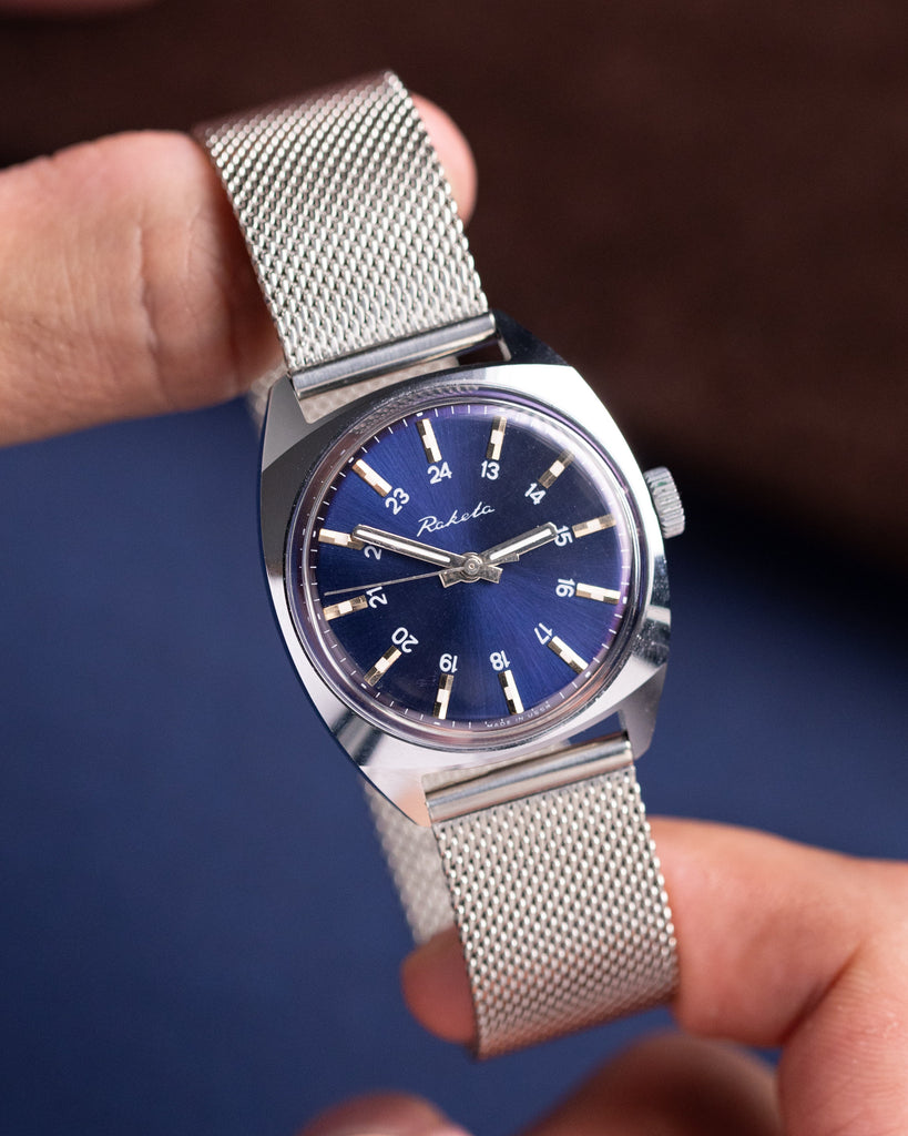 Raketa Cal.2609 Rare Blue Dial Mechanical Soviet watch from 1970's - VintageDuMarko