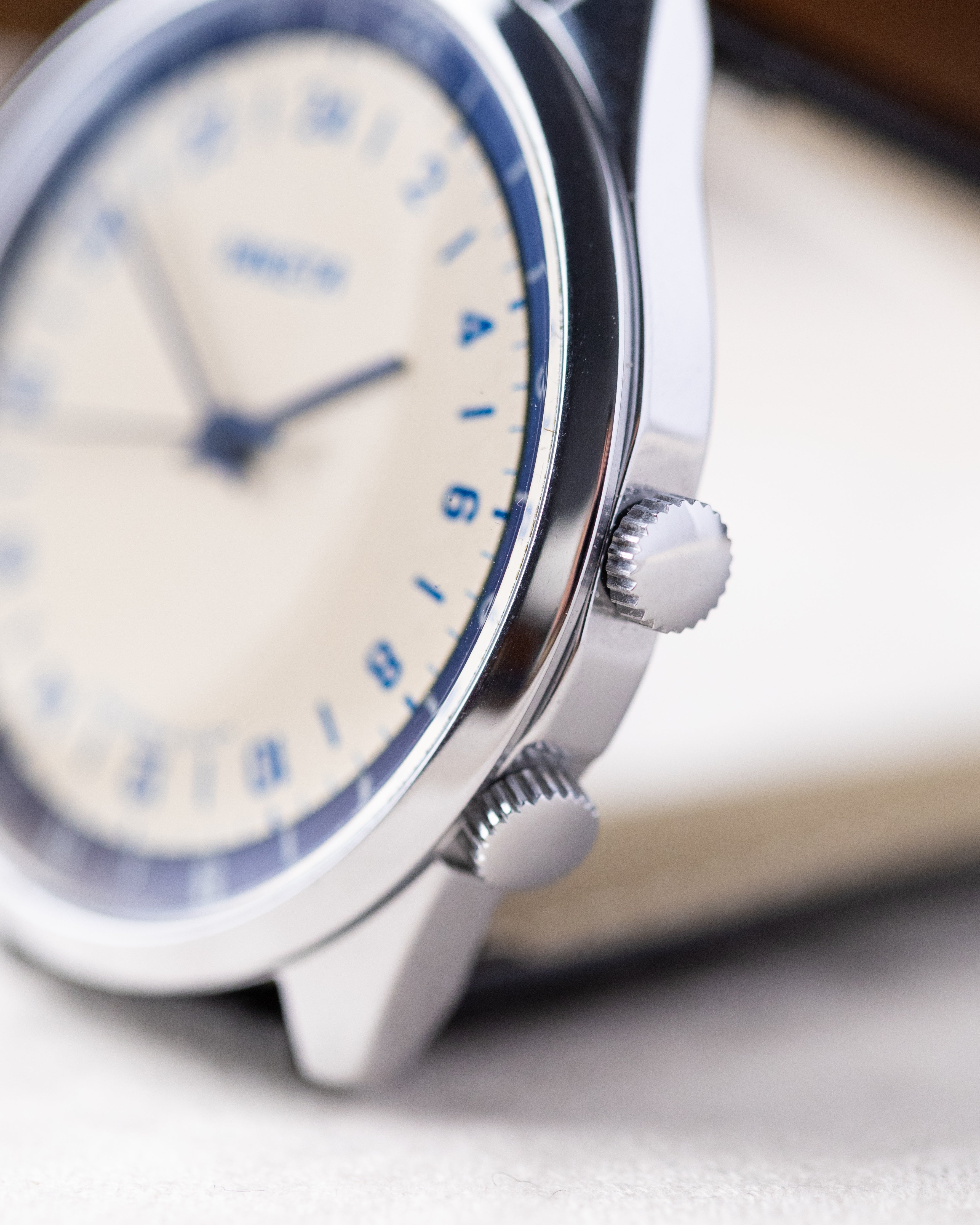 Raketa NOS Vintage watch 24 hours Original dial Oversize case 40 mm from 1970's - DuMarko