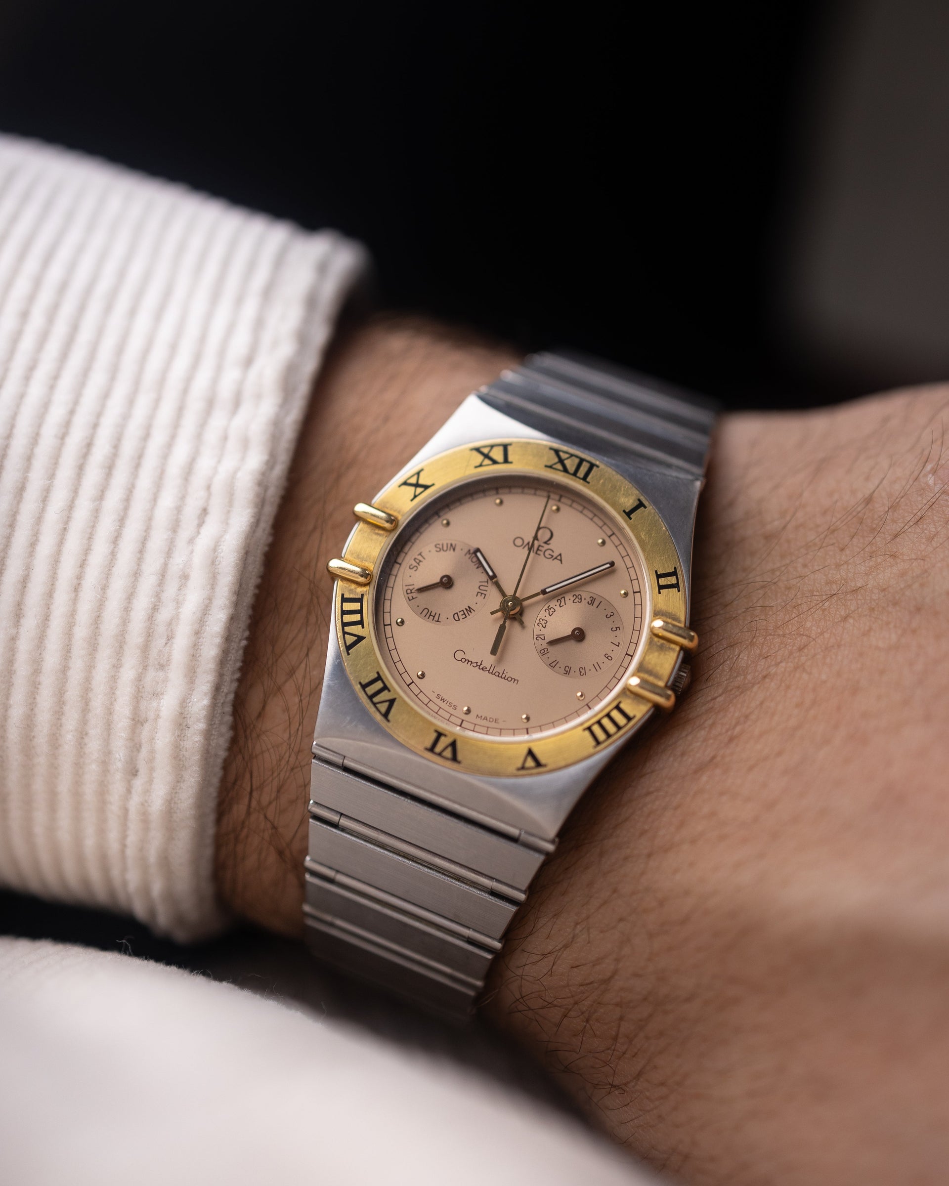 Rare Omega Constellation Manhattan Vintage Watch, 18K Gold, Day