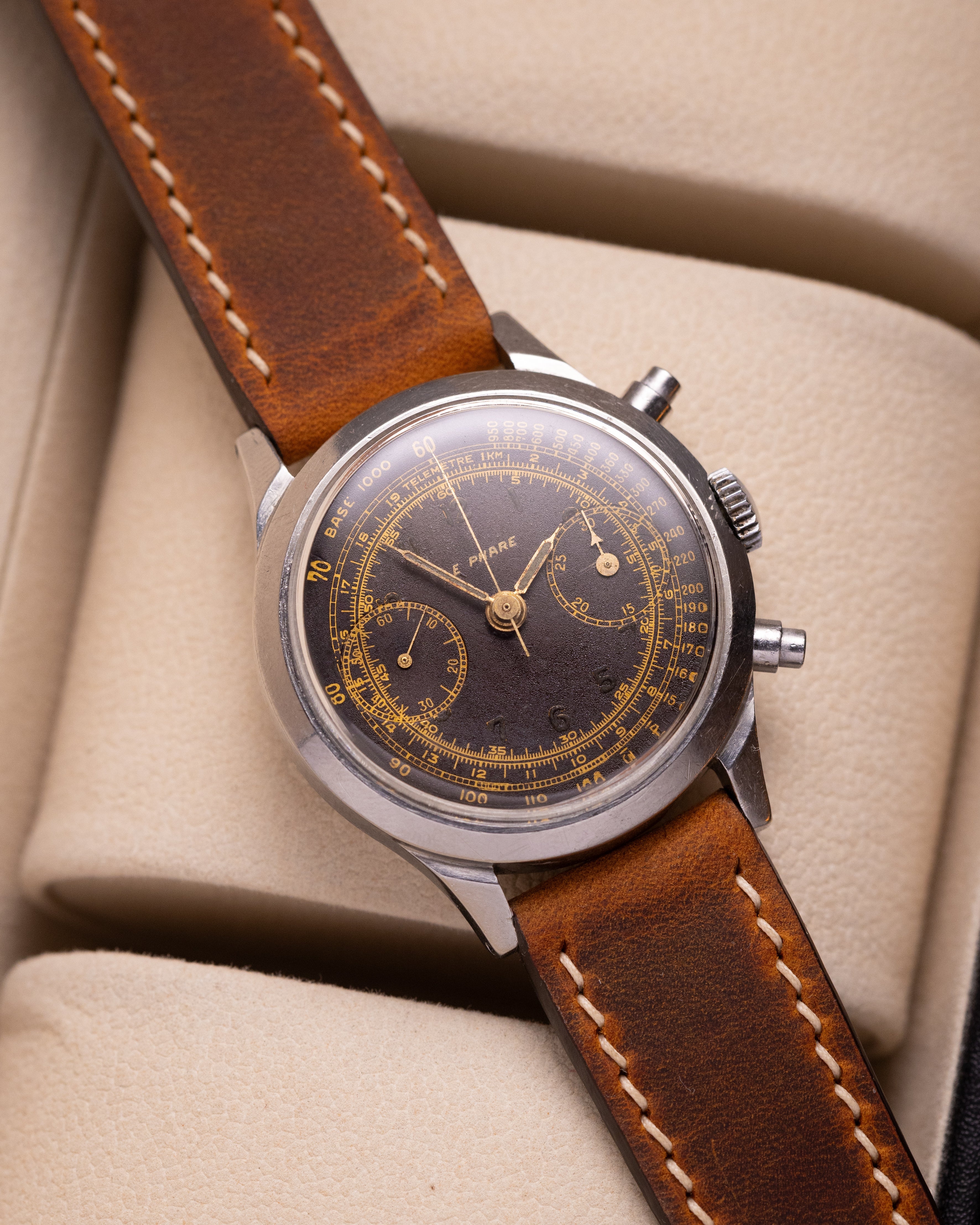 Rare watch Le Phare Chronograph, Spillman case, Gilt Dial, Vintage Swiss Premium Watch - VintageDuMarko