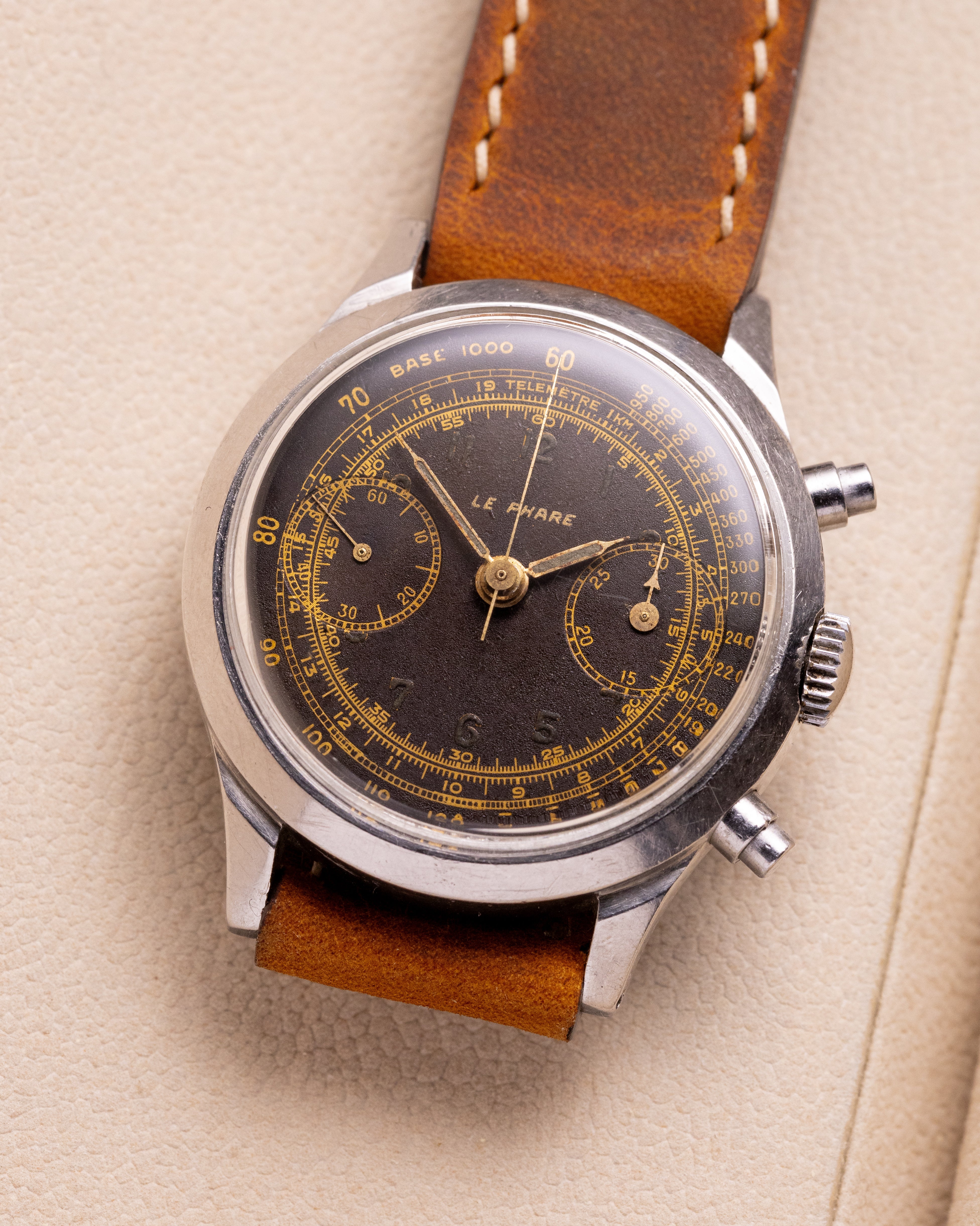 Rare watch Le Phare Chronograph, Spillman case, Gilt Dial, Vintage Swiss Premium Watch - VintageDuMarko