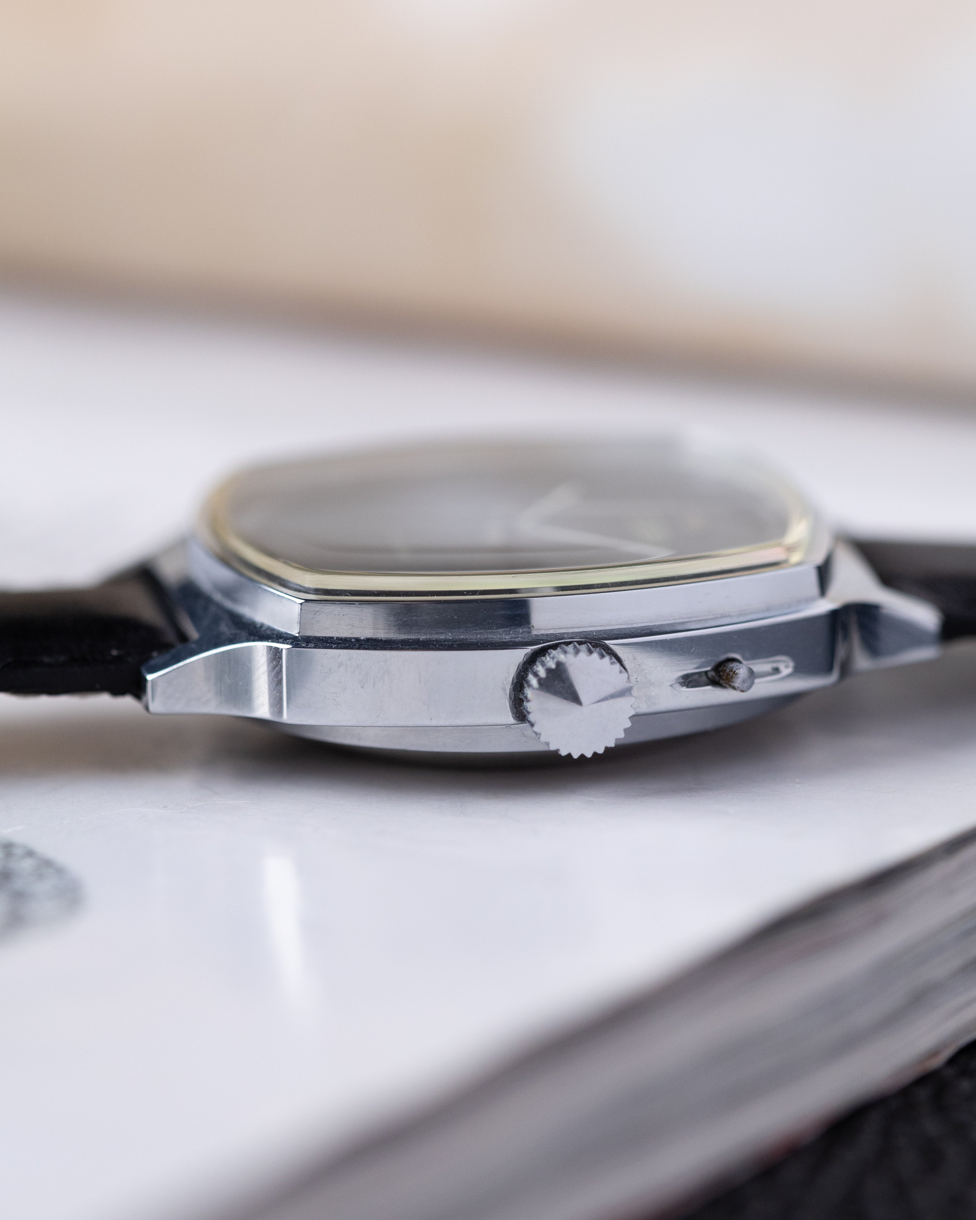 Slava Vintage NOS Square Tank, Automatic movement, Day/Date window, Made in USSR - DuMarko