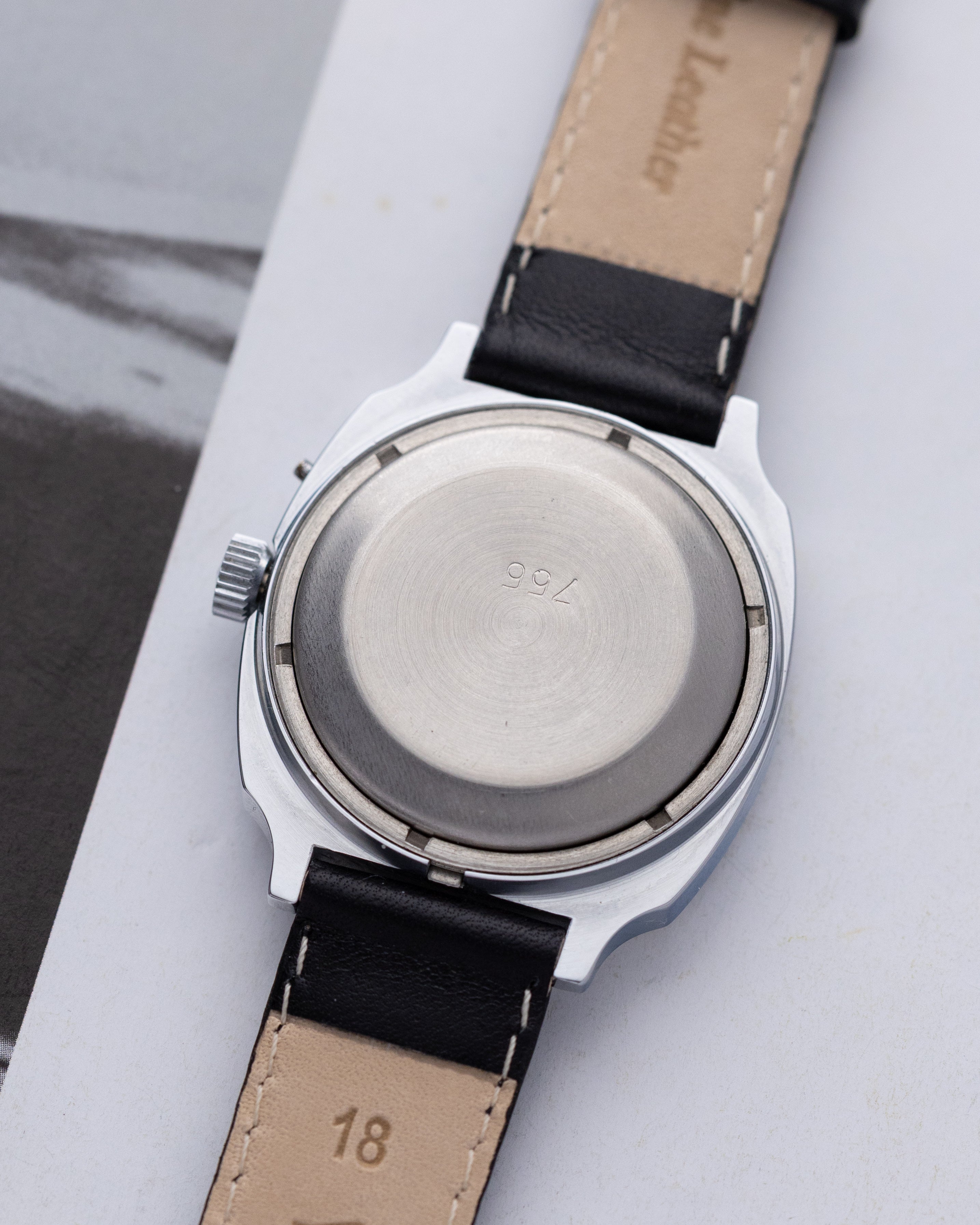 Slava Vintage NOS Square Tank, Automatic movement, Day/Date window, Made in USSR - DuMarko