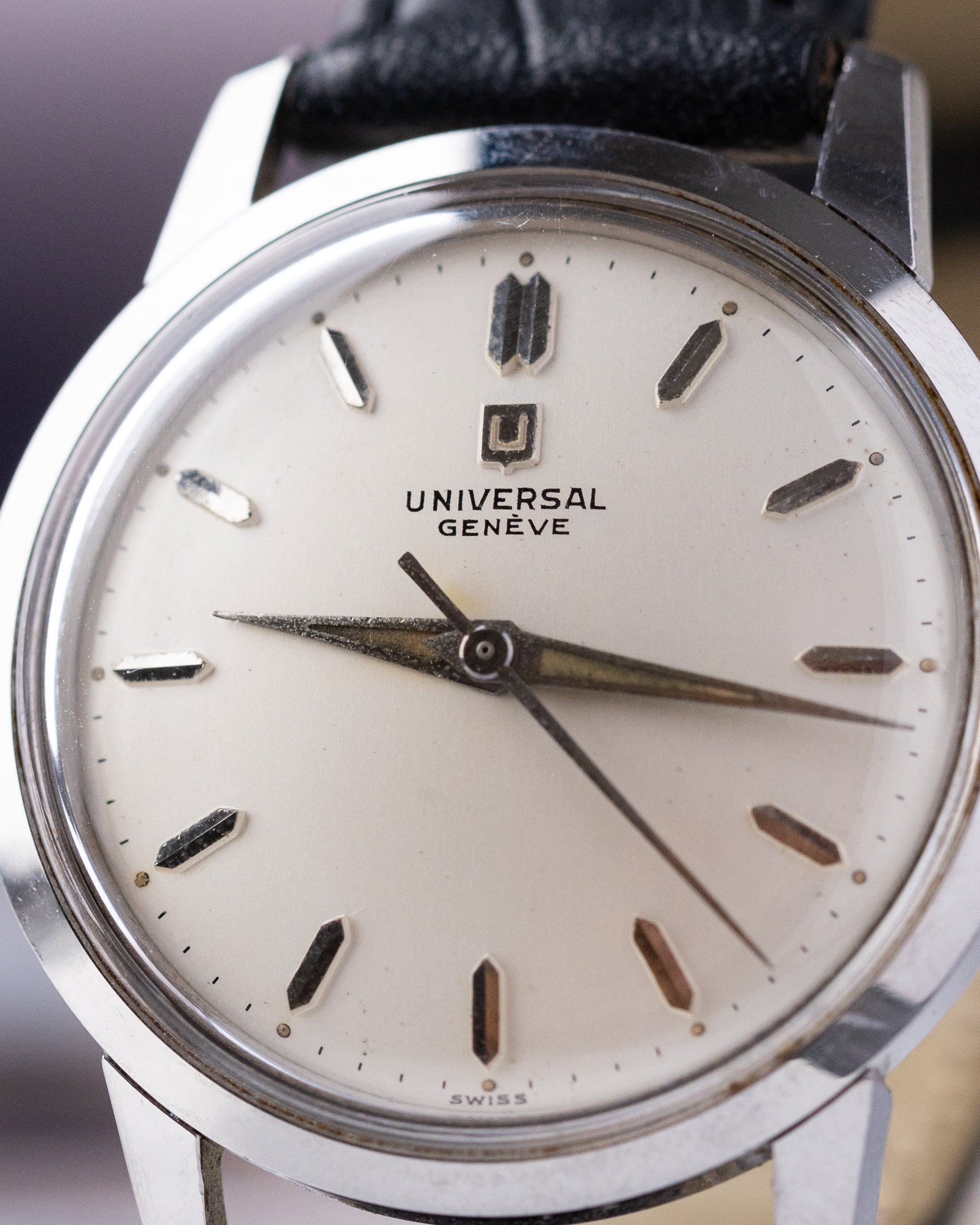 Universal Genève Vintage Swiss watch, Cal. 332 from 1950's - DuMarko