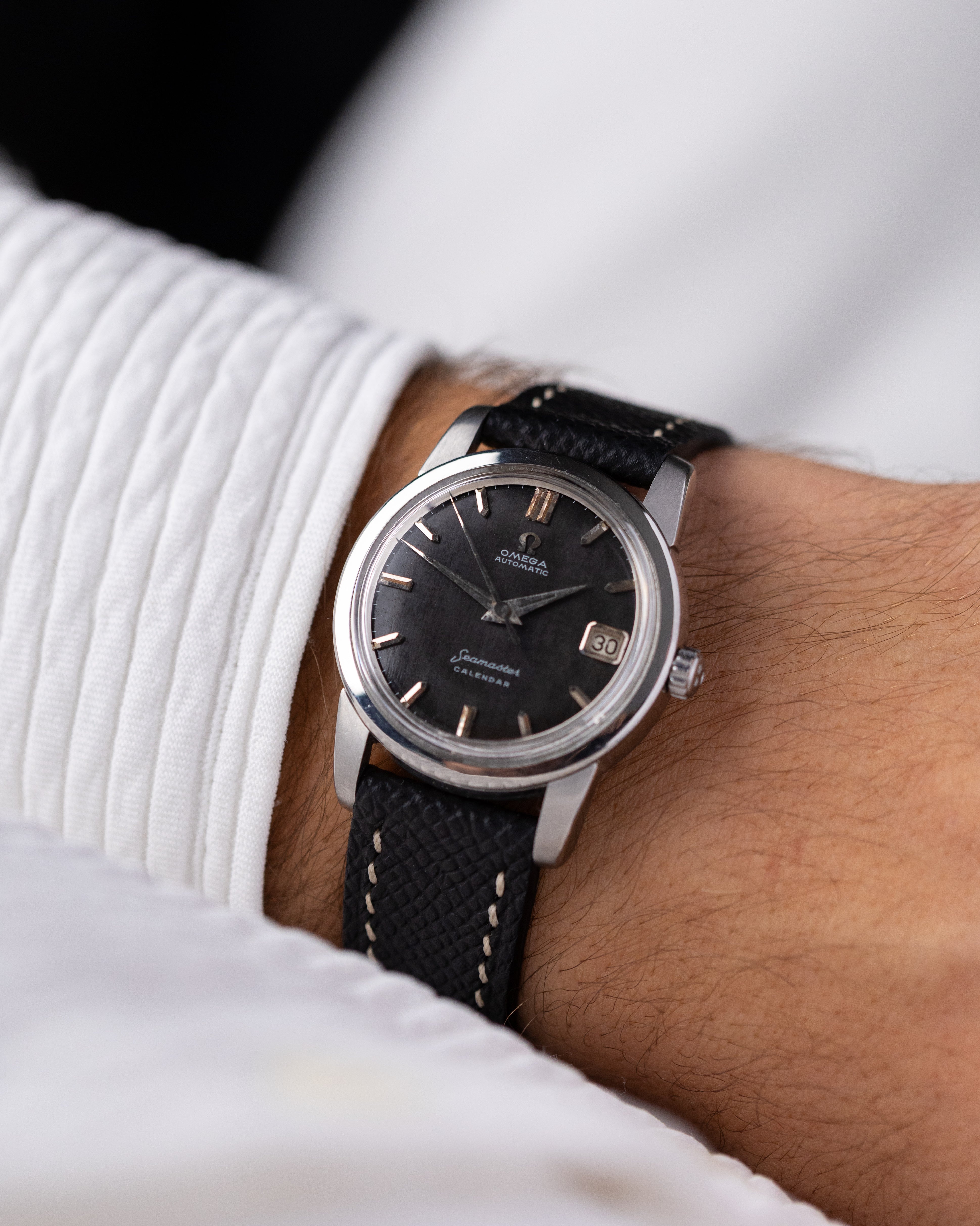Vantage Omega Seamaster Calendar Automatic Graphite black dial, Ref 2849.1SC from 1950s - DuMarko