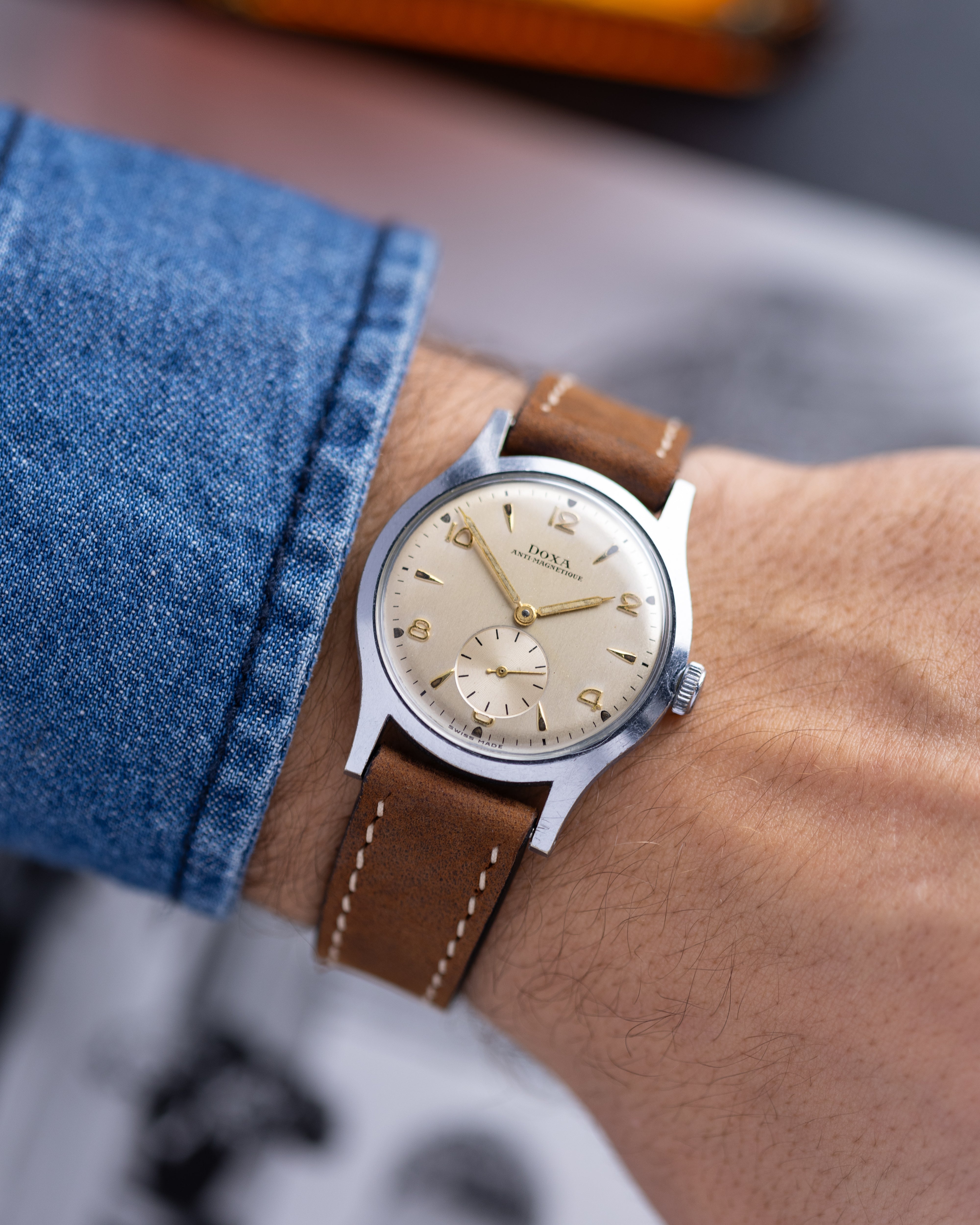 Vintage Doxa, Patek FB 565, 35 mm case, Beige gilt dial - DuMarko