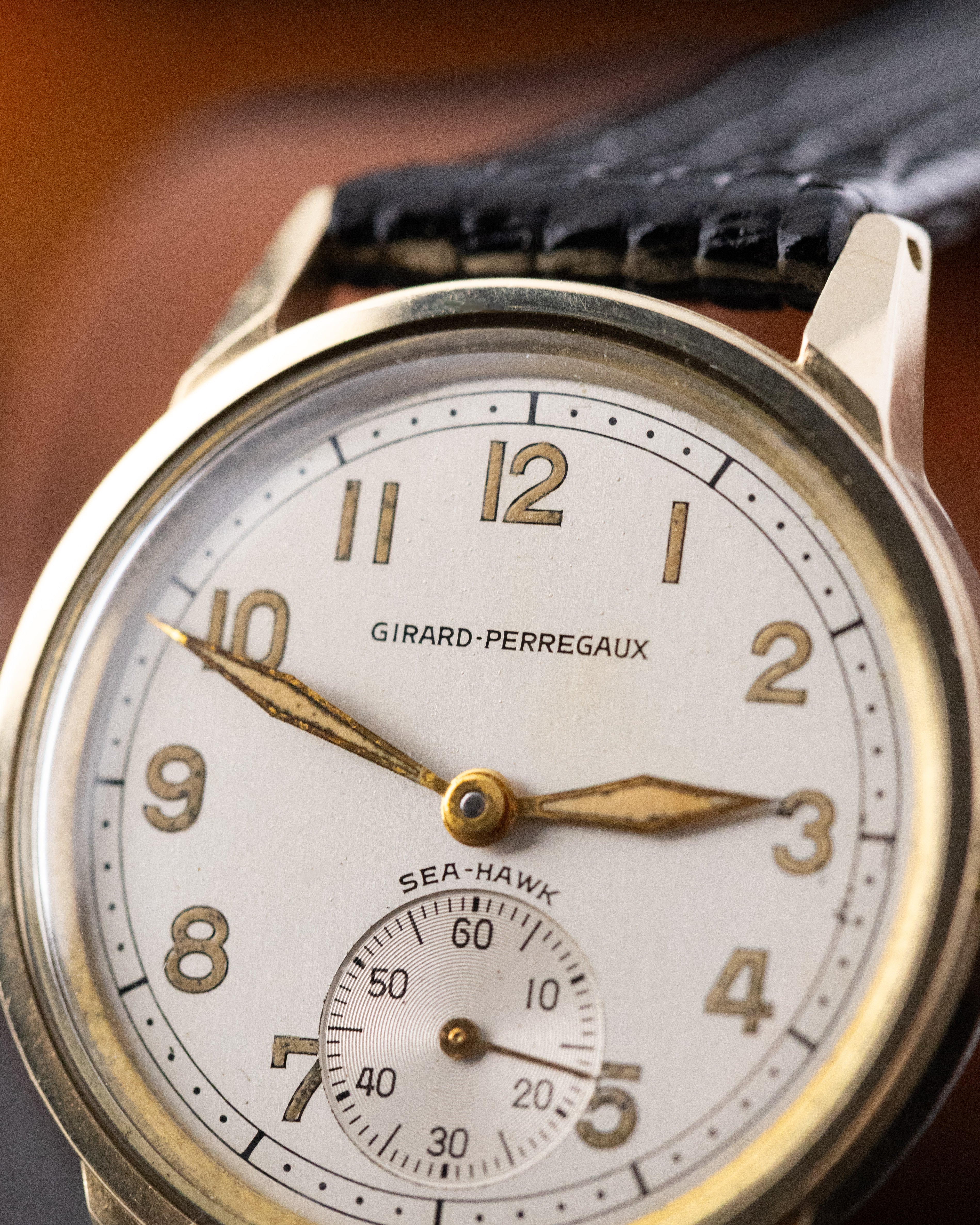 Vintage Girard - Perregaux "Sea - Haw" Swiss Watch, Solid 10K gold monocoque case from 1940's - DuMarko
