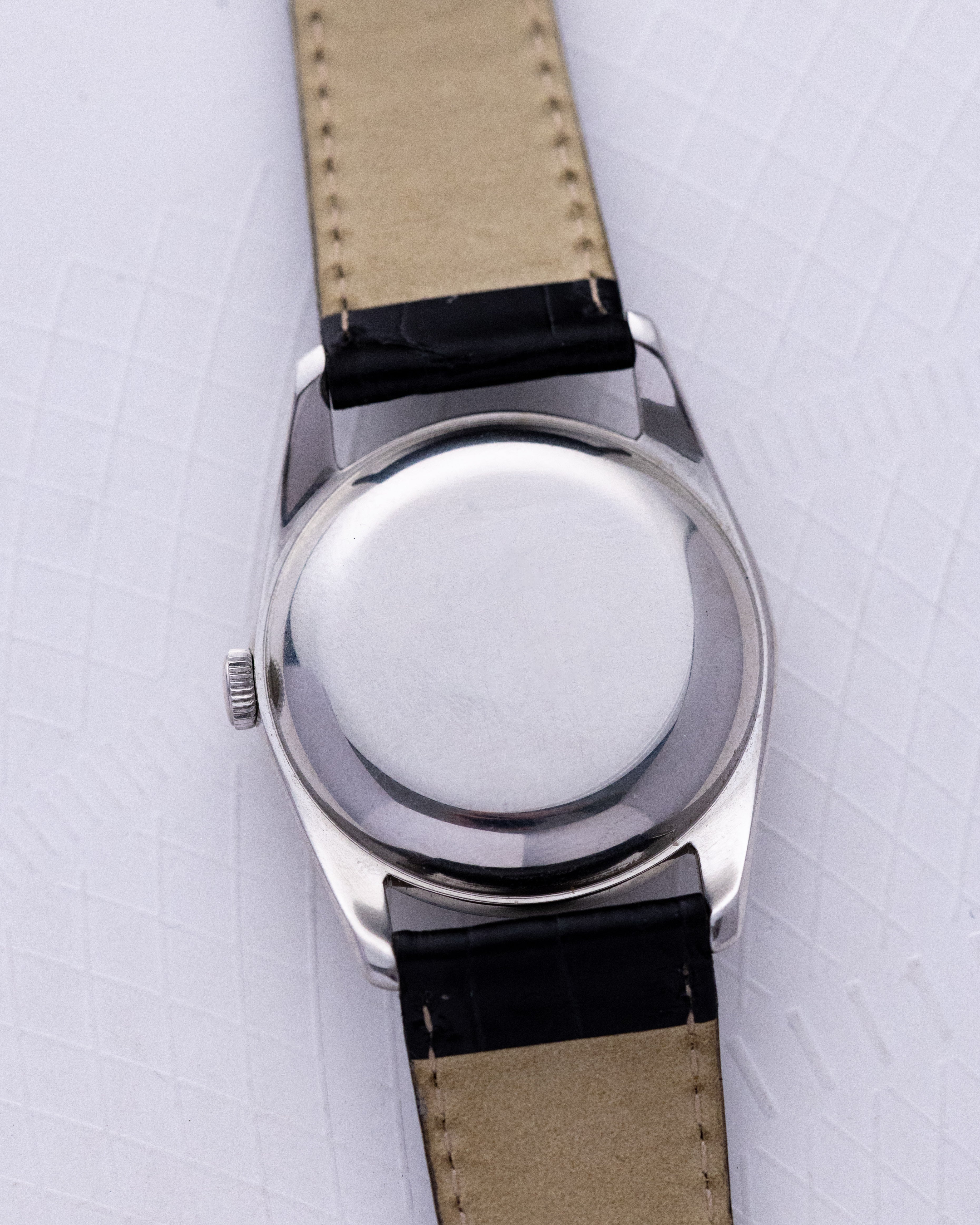 Vintage IWC Schaffhausen Automatic Swiss Watch, Black Dial, Cal. 852 from 1950s - DuMarko