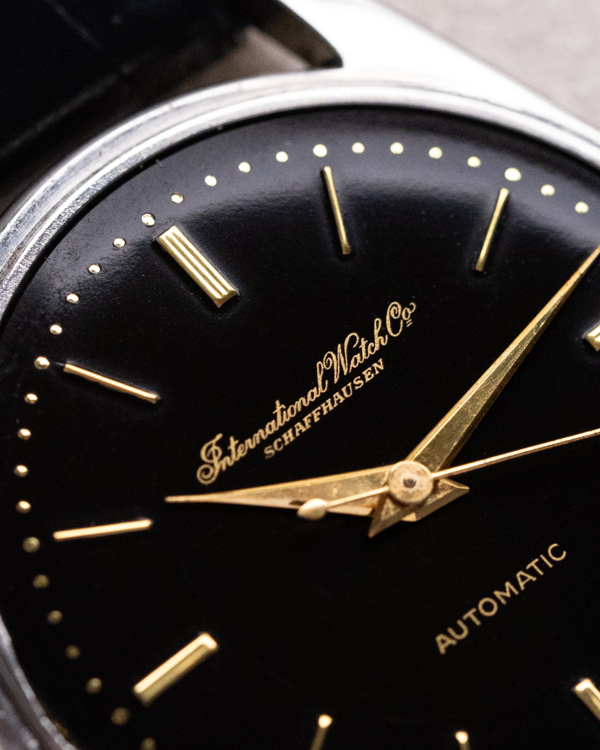 Vintage IWC Schaffhausen Automatic Swiss Watch, Black Dial, Cal. 852 from 1950s - DuMarko