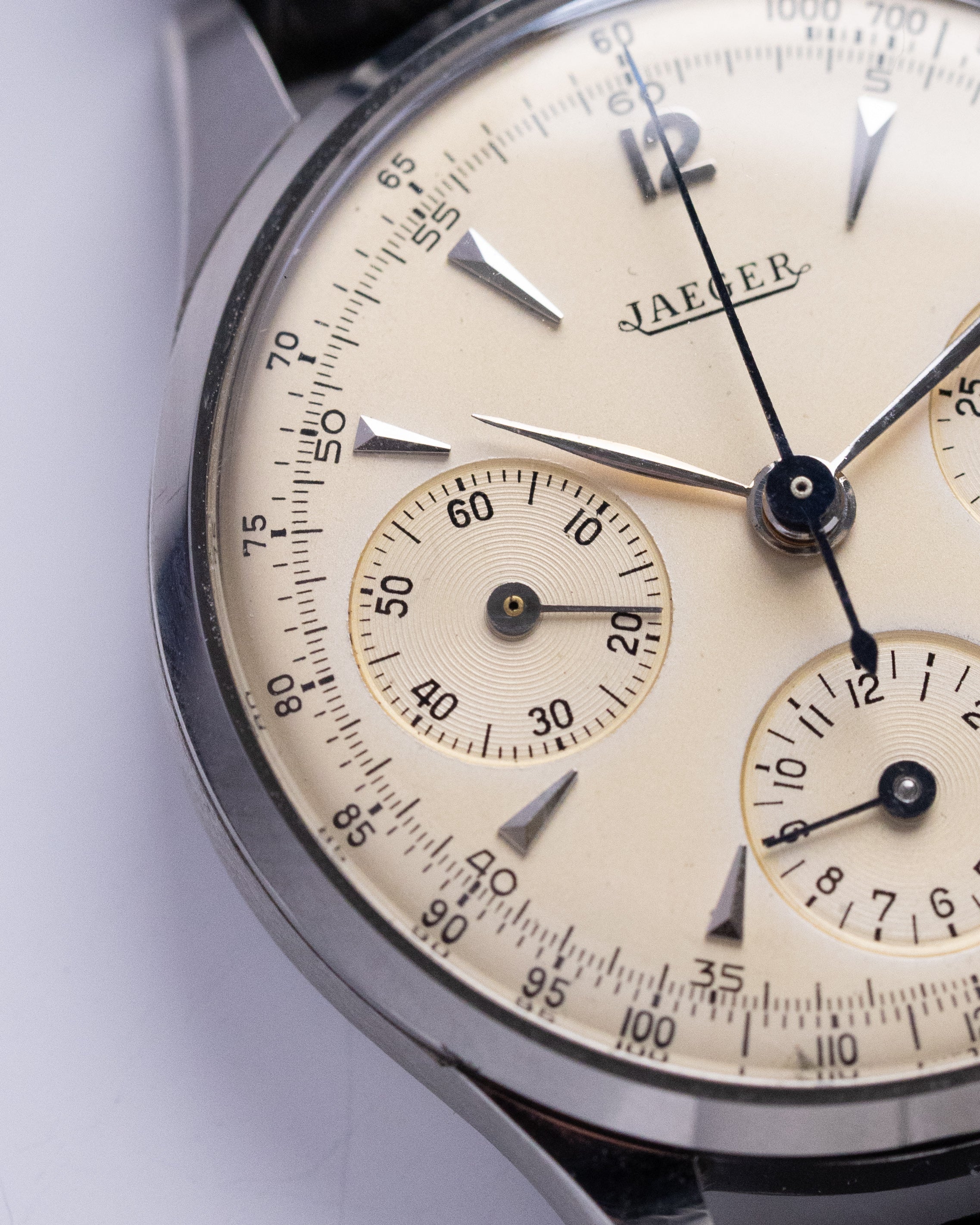 Vintage Jaeger - LeCoultre Chronograph, Steel Case, Ref. 22493, Cal. UG 285 from 1940's - DuMarko