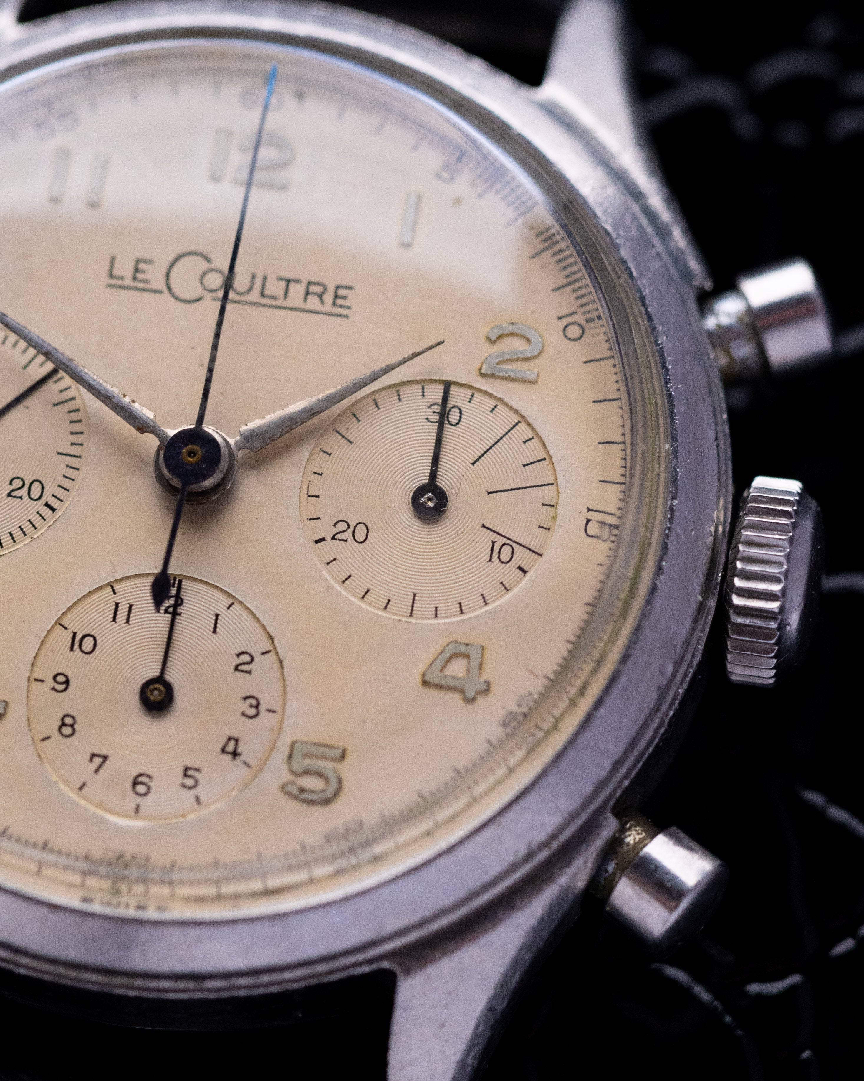 Vintage Jaeger - LeCoultre Chronograph Valjoux 72, Steel Case, Cream Patina Dial from 1950's - DuMarko
