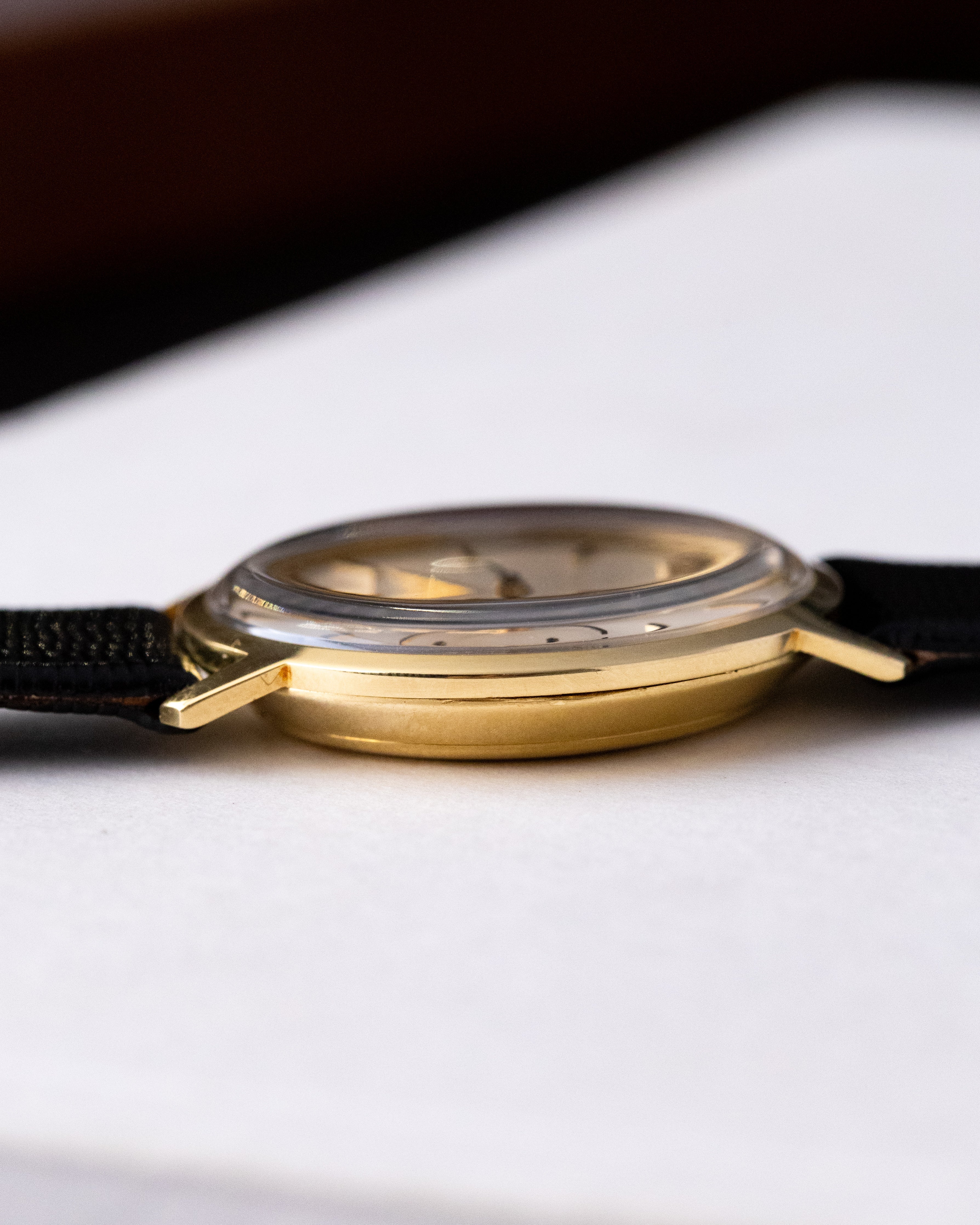 Vintage Jaeger - LeCoultre Dress Watch, Ref. 20007, 18K Gold Case, Cal. K885 from 1960s - DuMarko