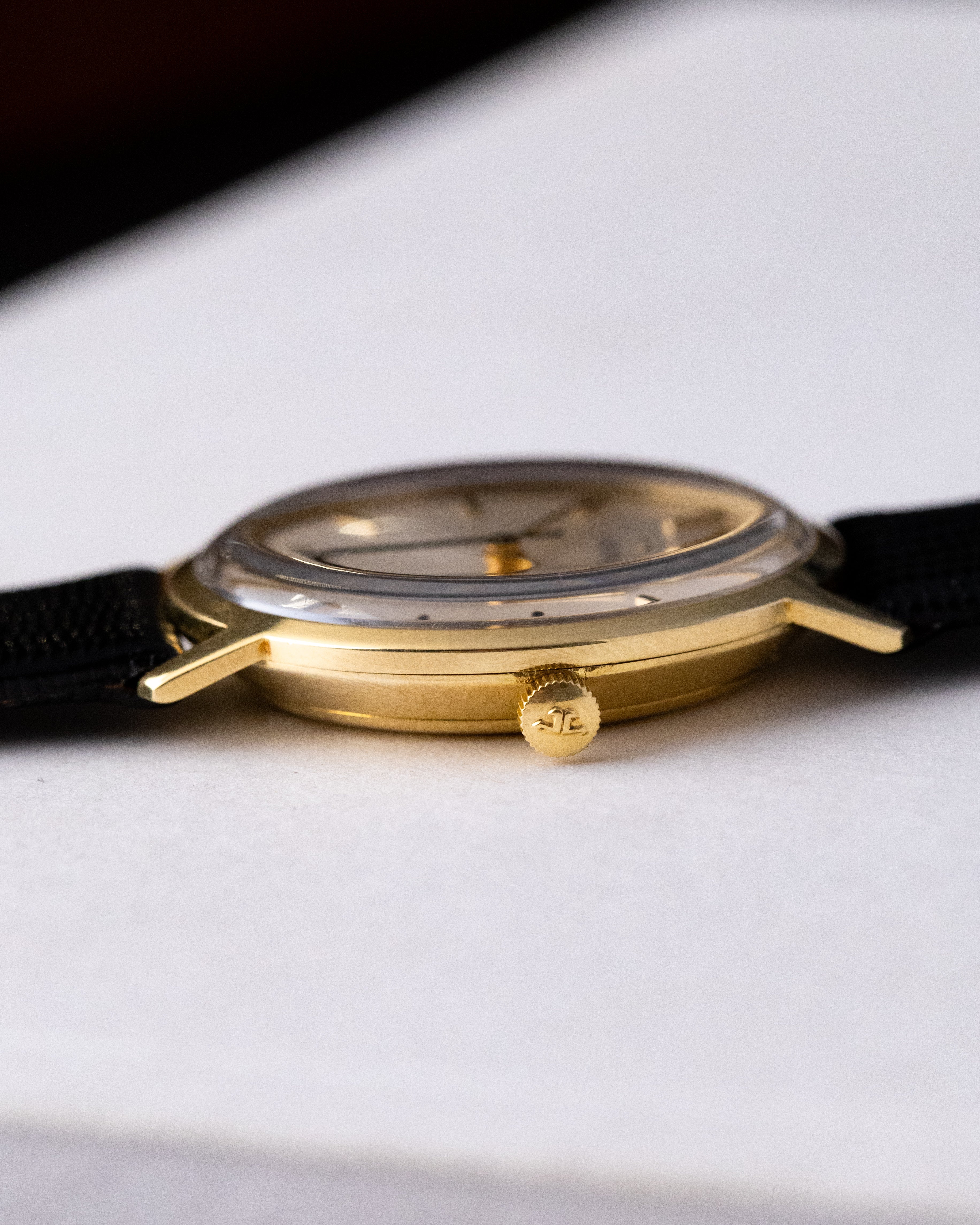 Vintage Jaeger - LeCoultre Dress Watch, Ref. 20007, 18K Gold Case, Cal. K885 from 1960s - DuMarko