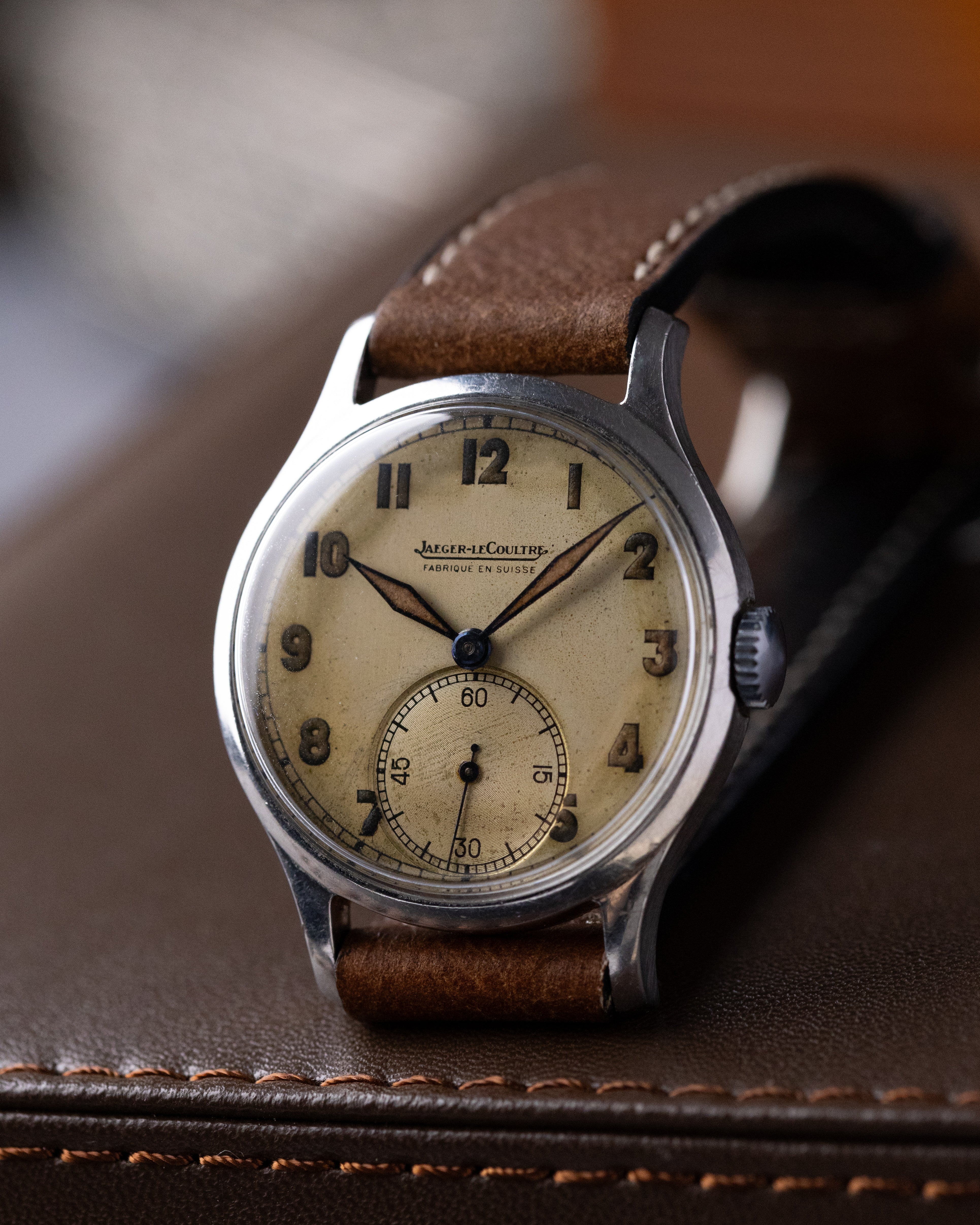 Vintage Jaeger - LeCoultre Military Watch, Cal. P469/c, Original Radium Dial with Sub - second from 1940's - DuMarko